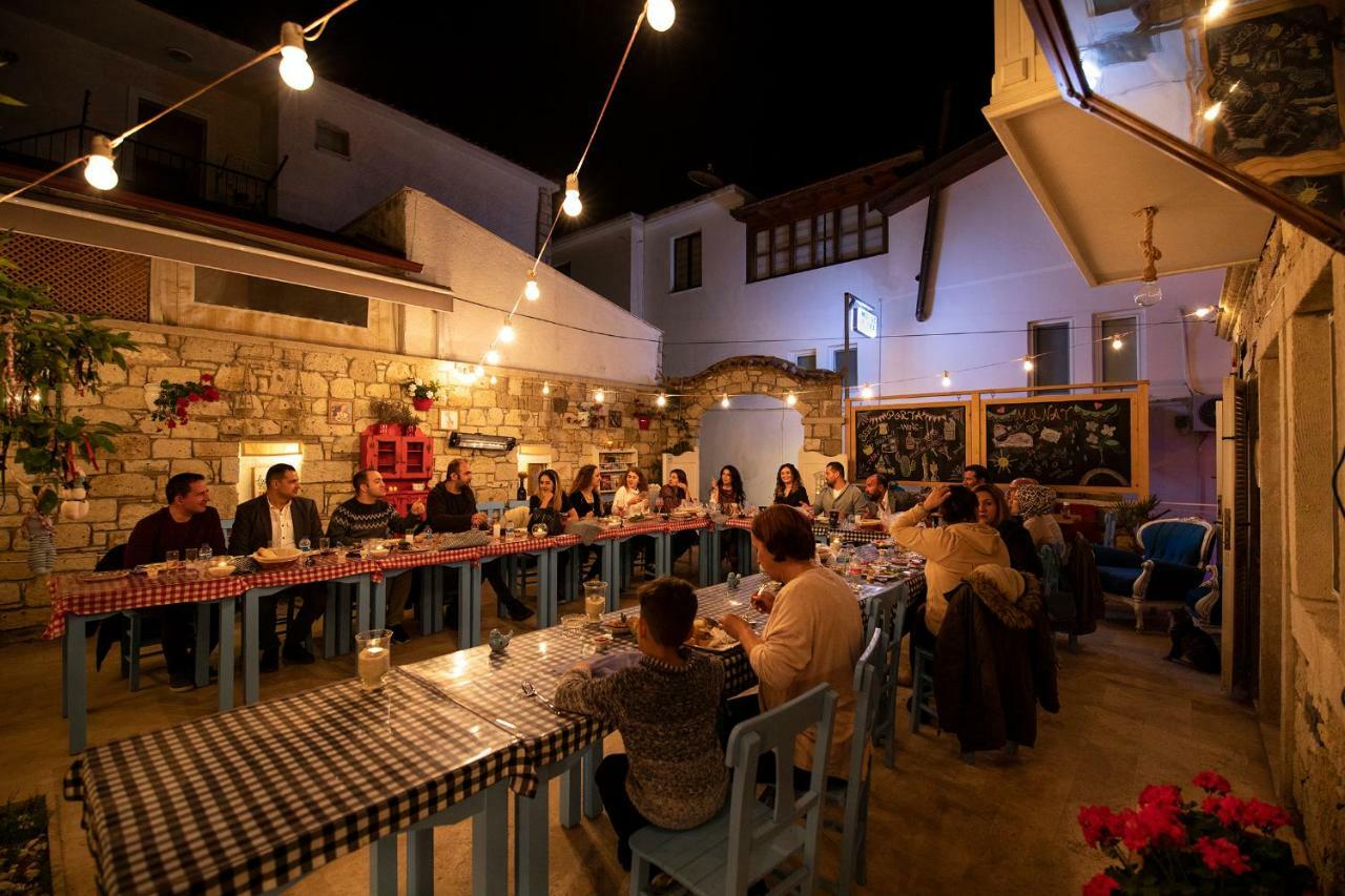 Monat Alacati