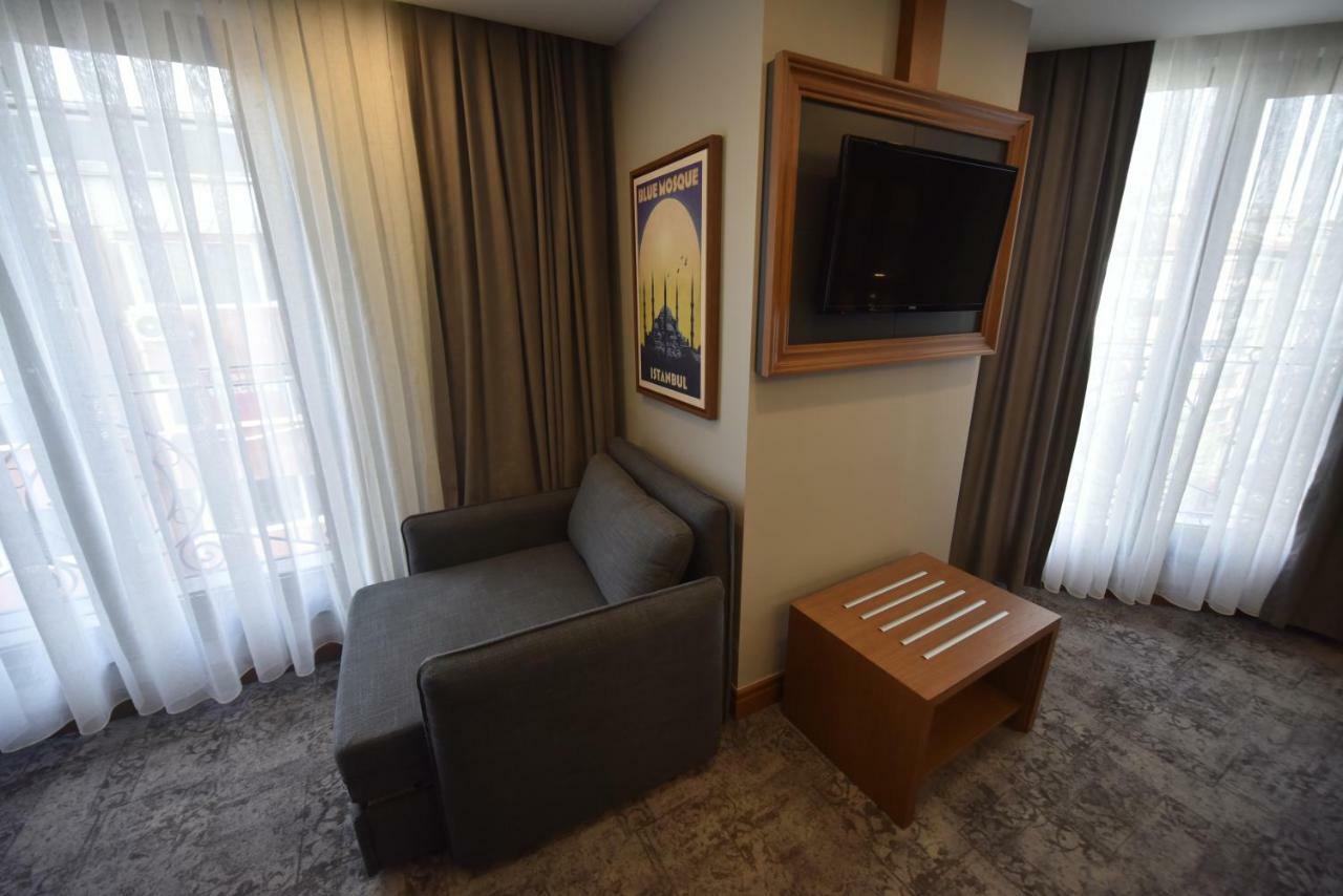Four Seven Hotel 4*