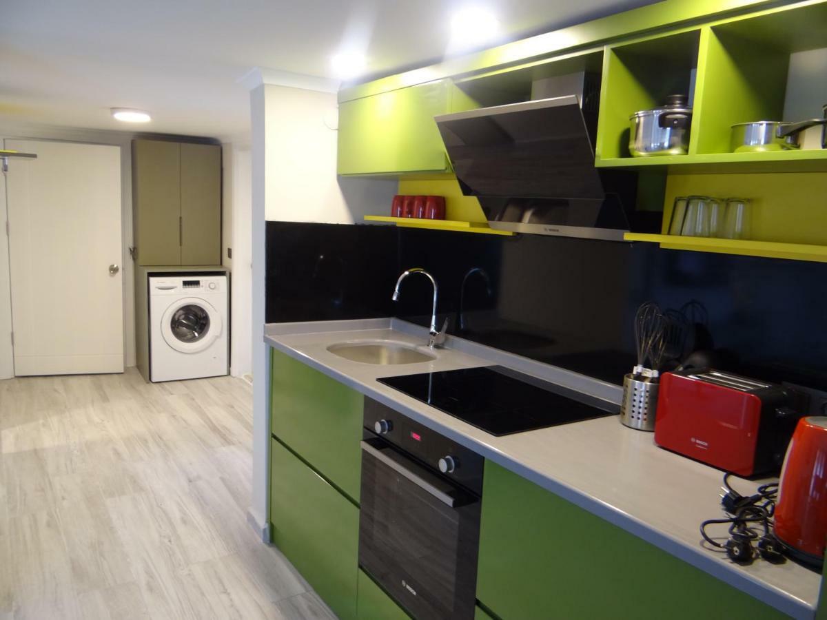 Twin Apart Aparthotel 3*