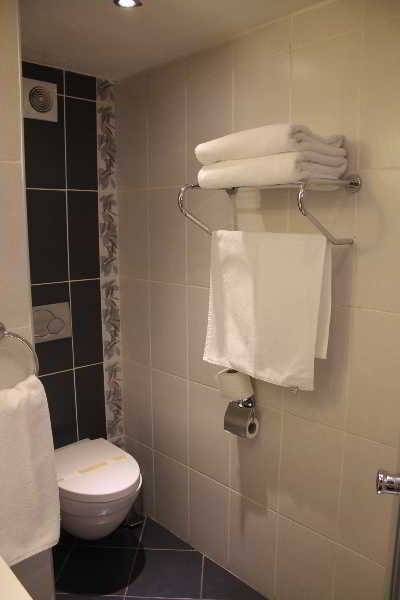 Regency World 3*