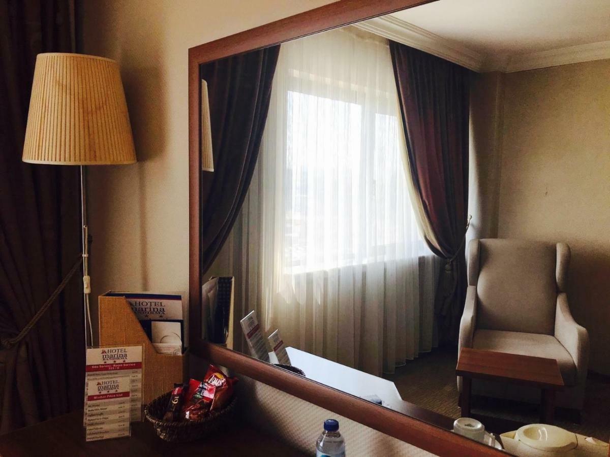 Marina Hotel