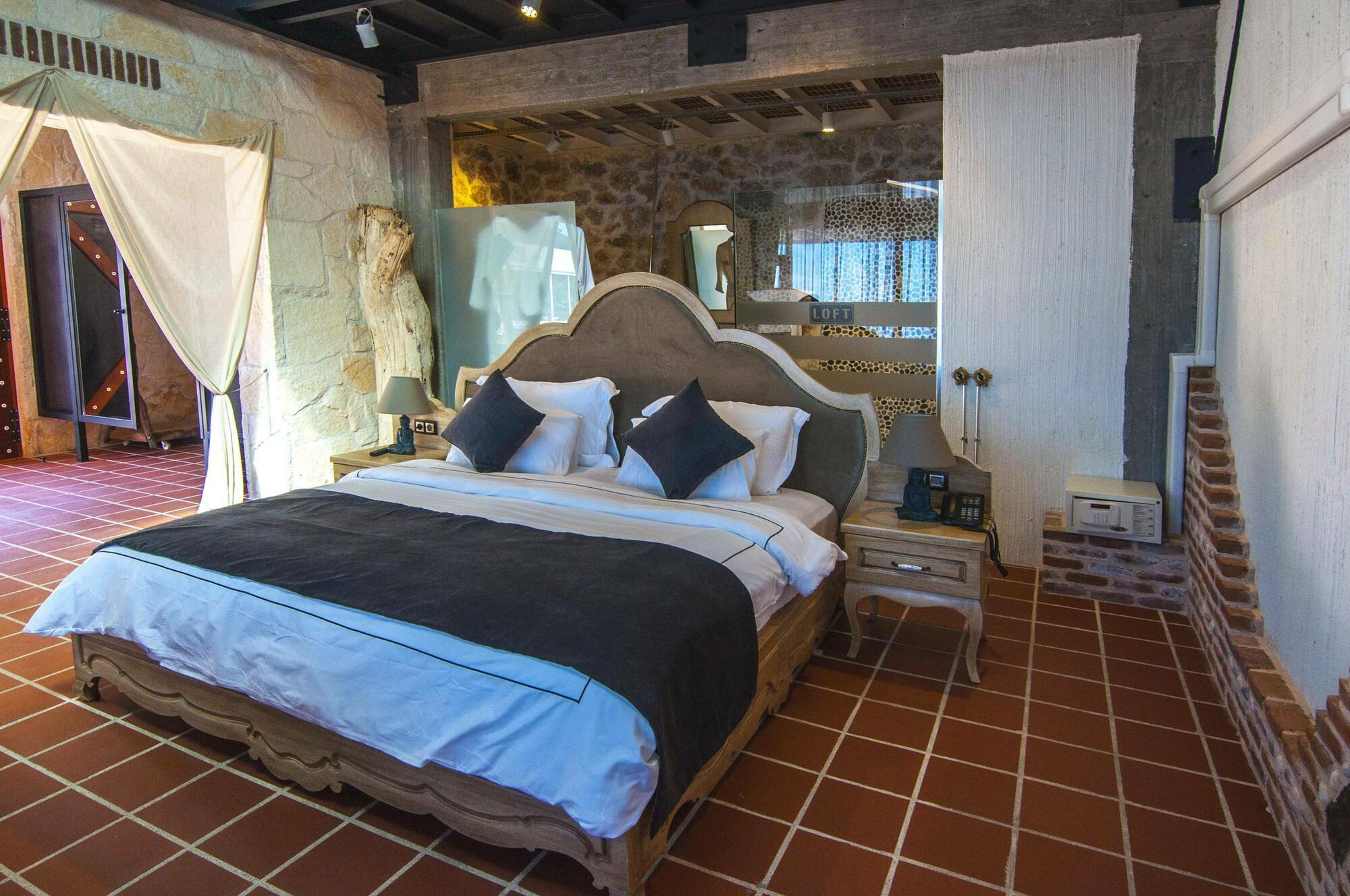 Loft - Adults Only 3*