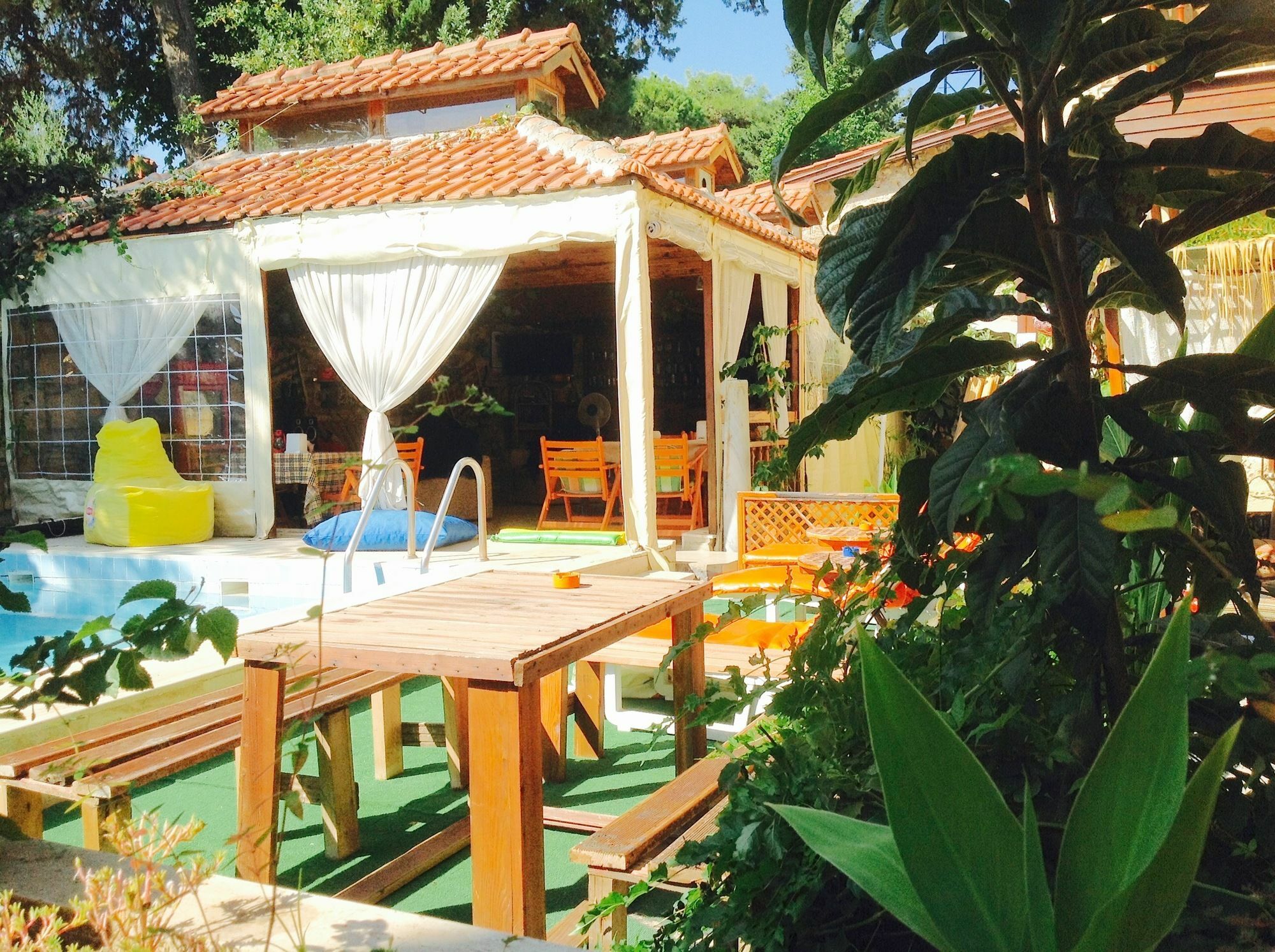 Hotel Tuana