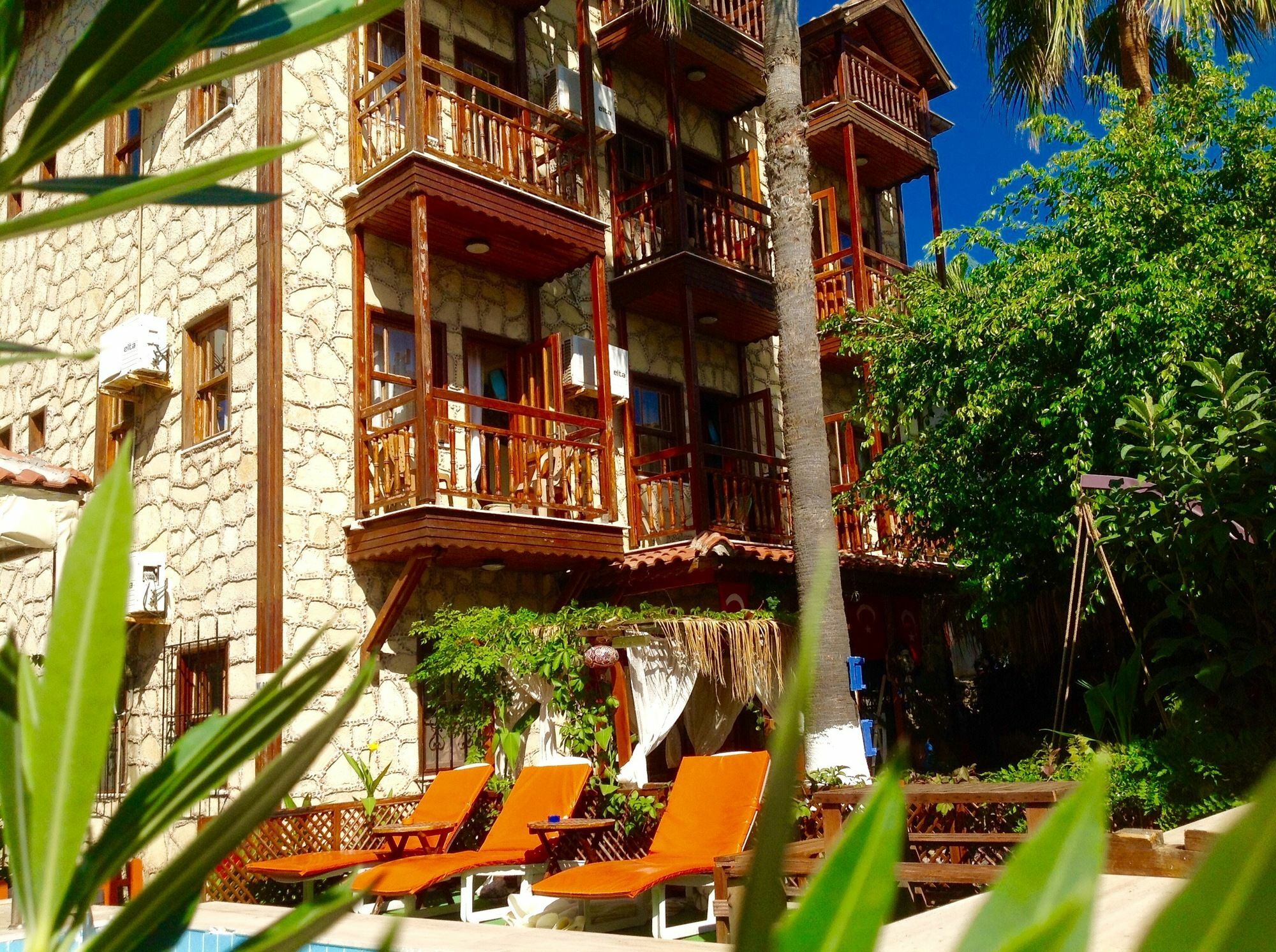 Hotel Tuana