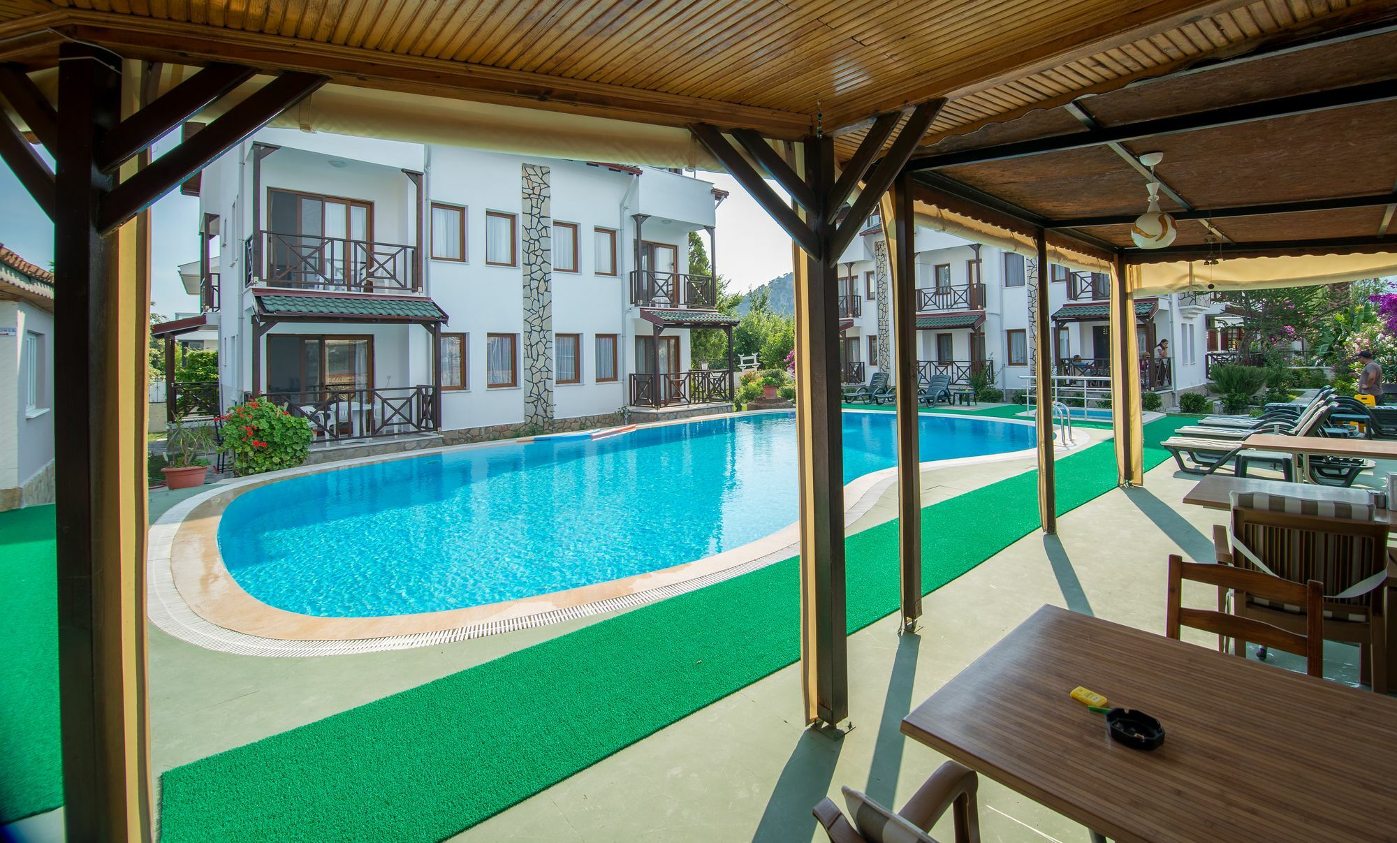 Aparthotel B.c. Alya 2*