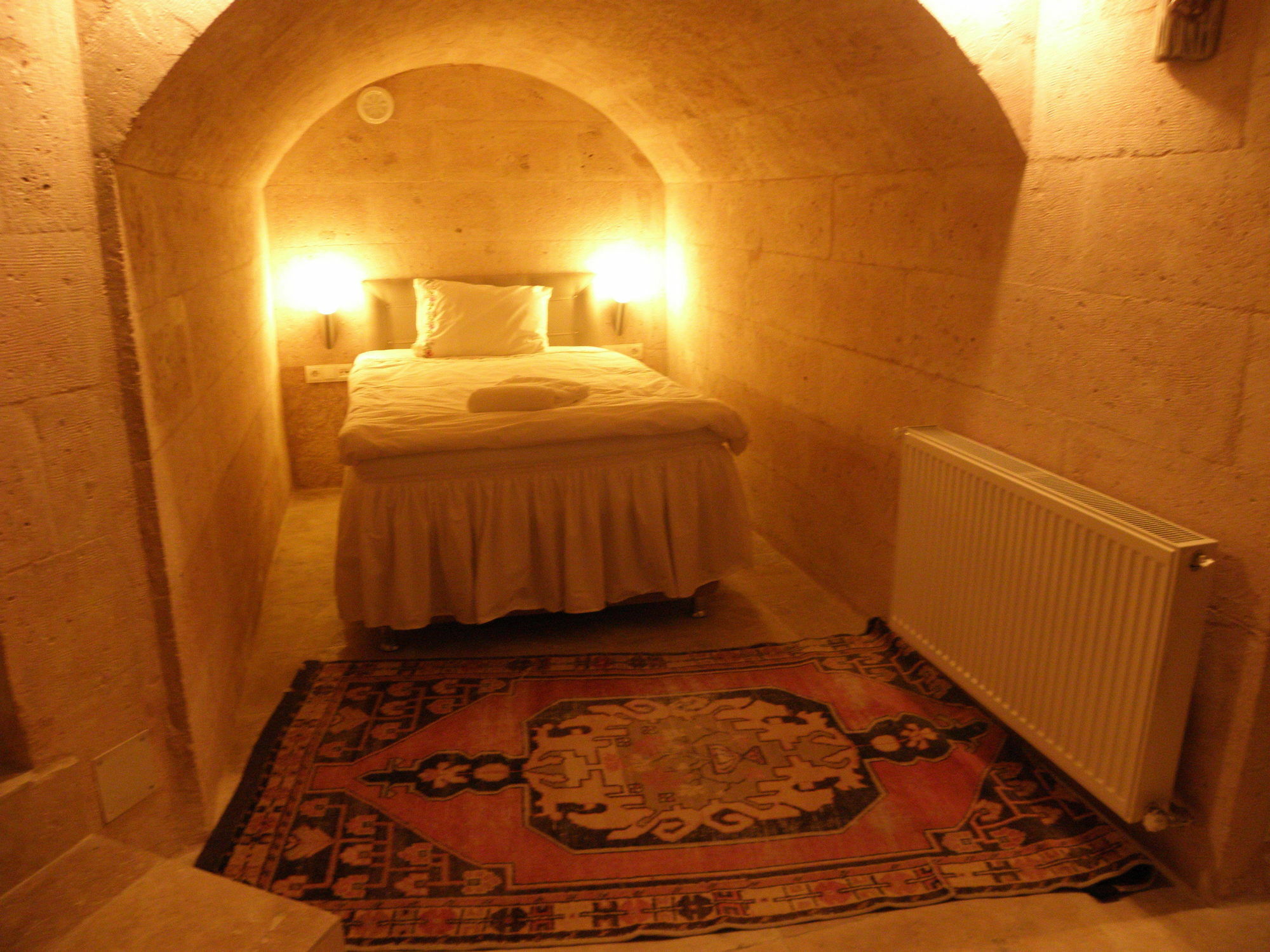 Demisos Caves Hotel 3*