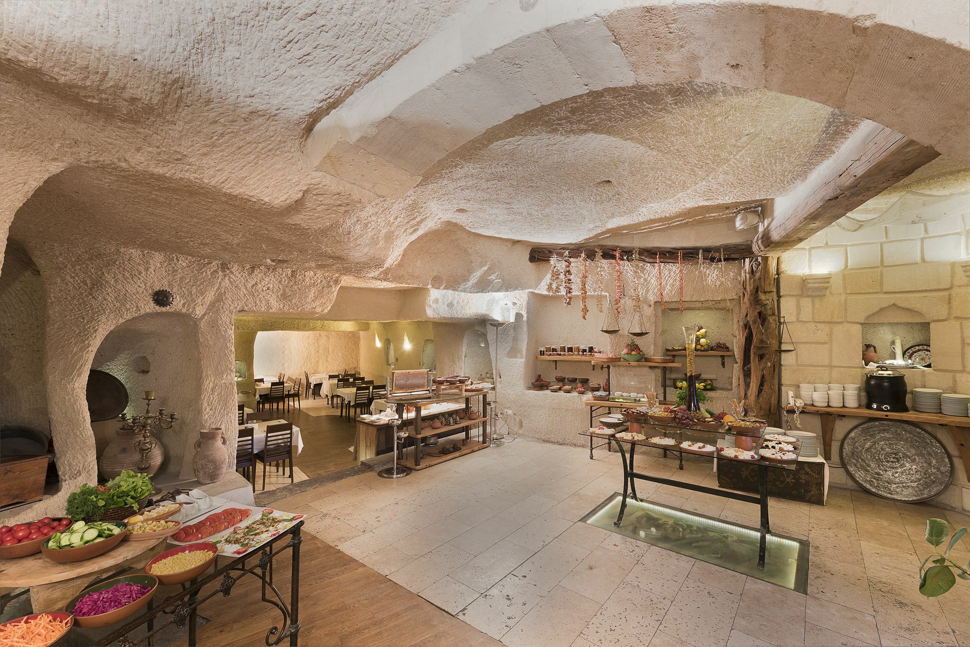 Anatolian Cave & Hotel 3*