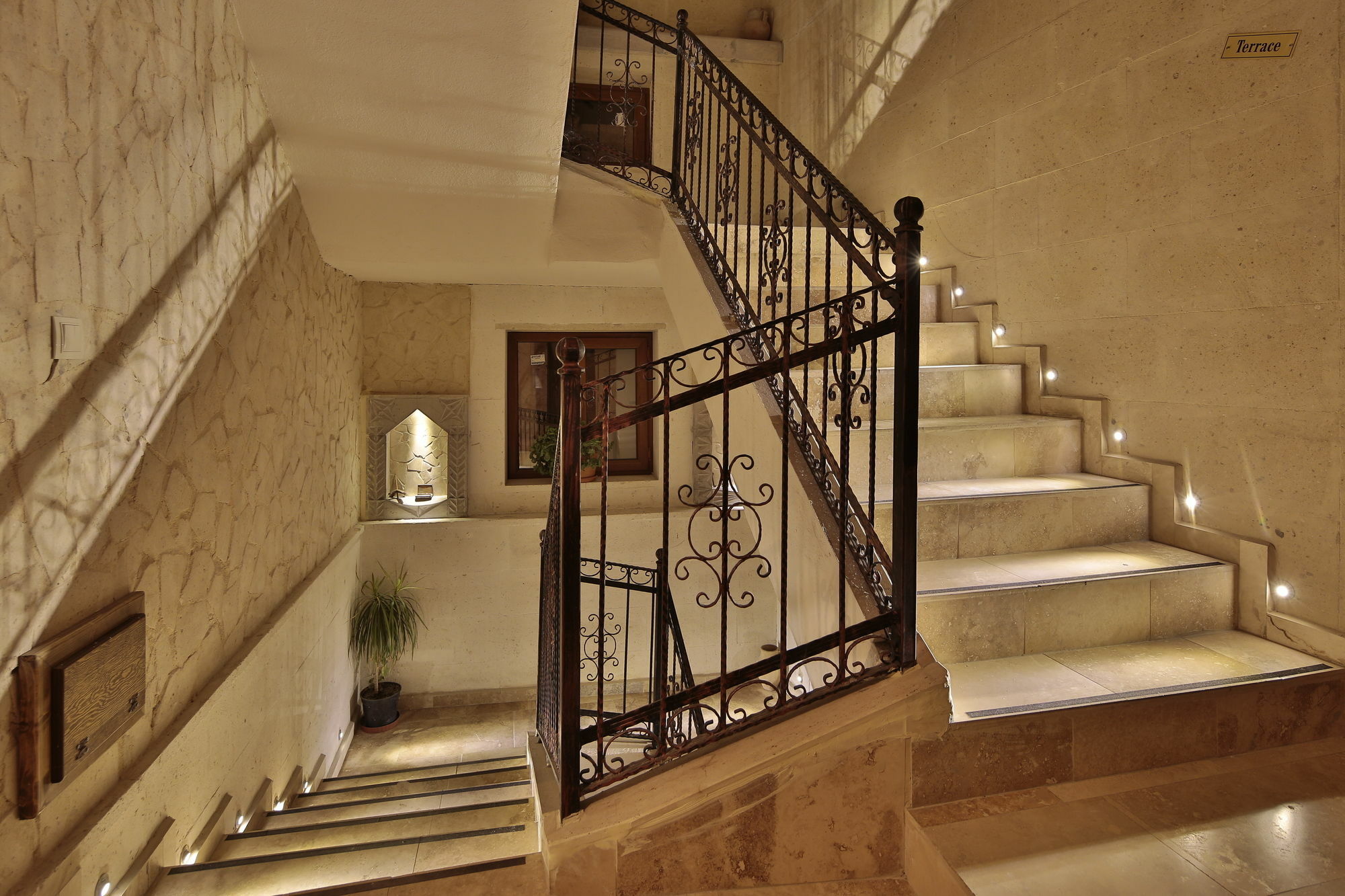 Relic House 2*