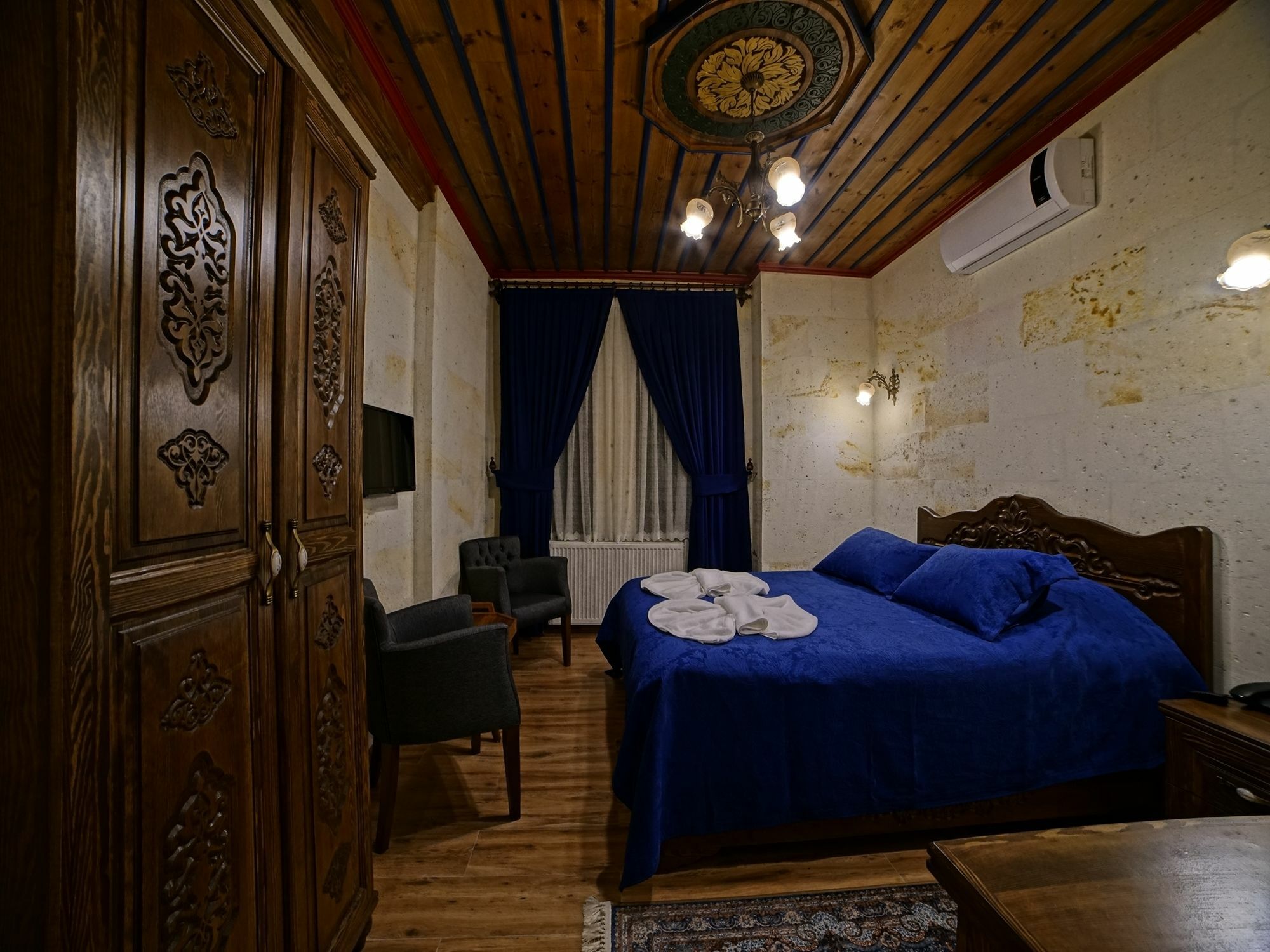Milat Cave 2*