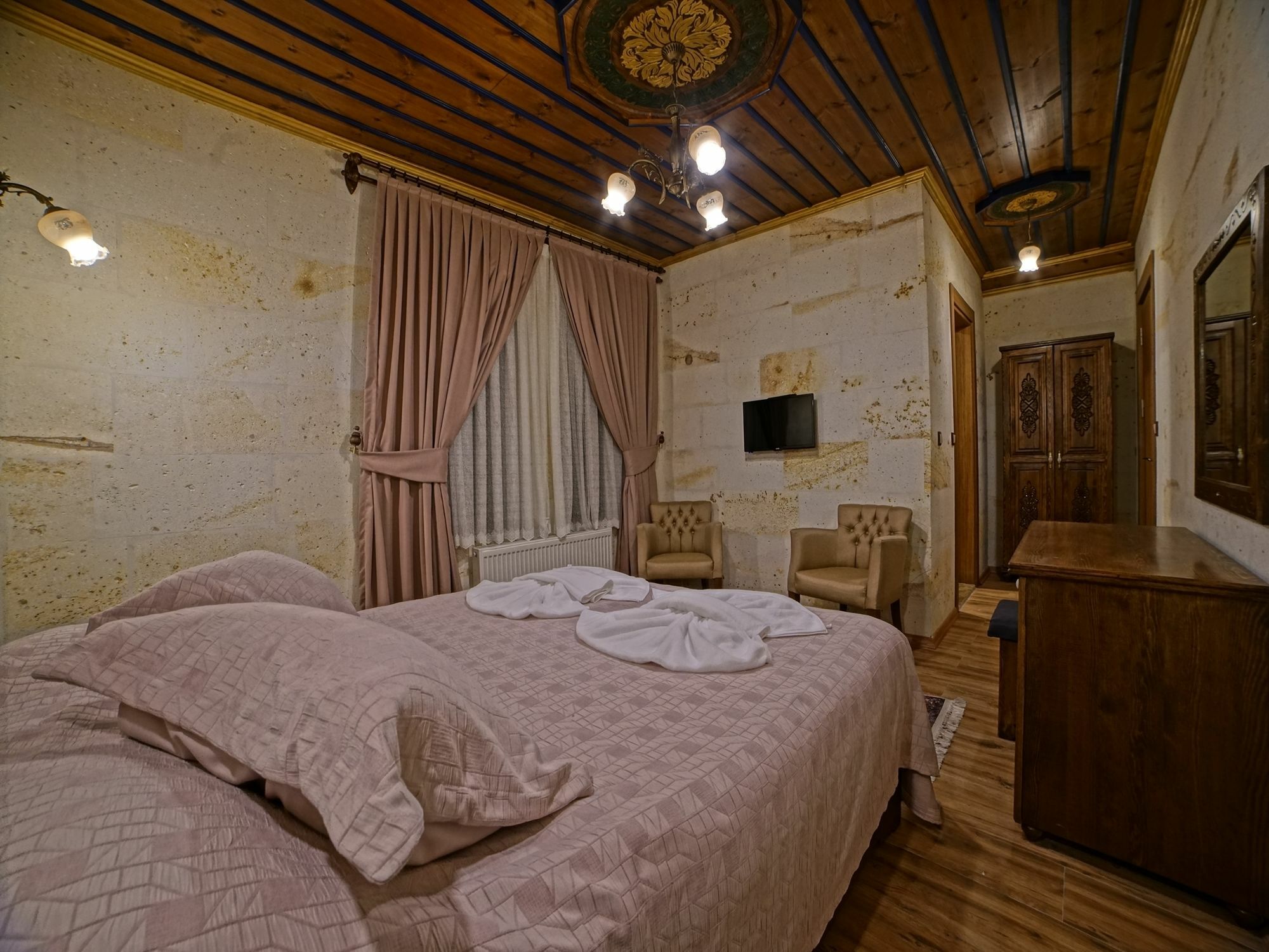 Milat Cave 2*