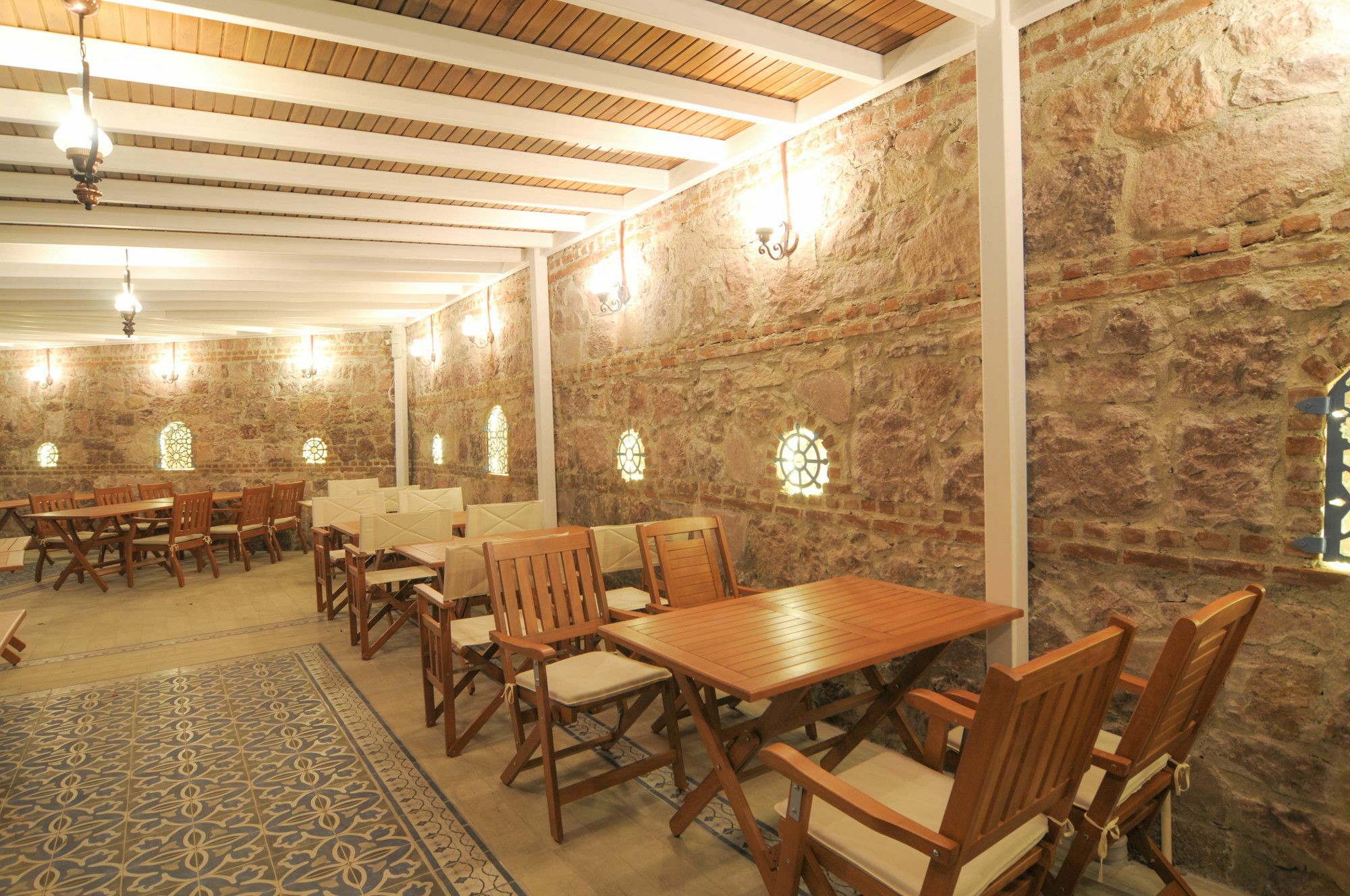 Cunda Rota Hotel 3*