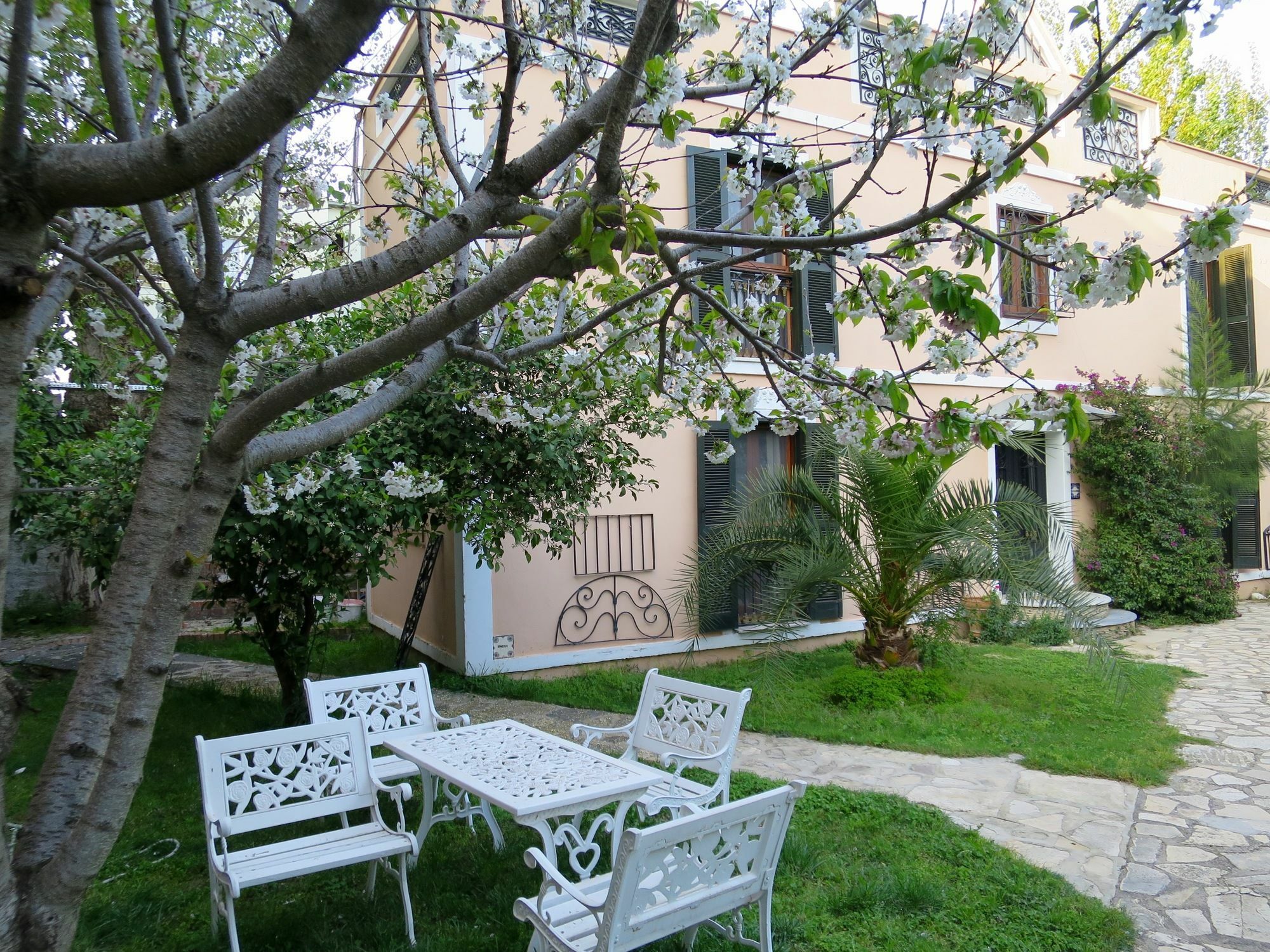 Hotel Kalehan 2*