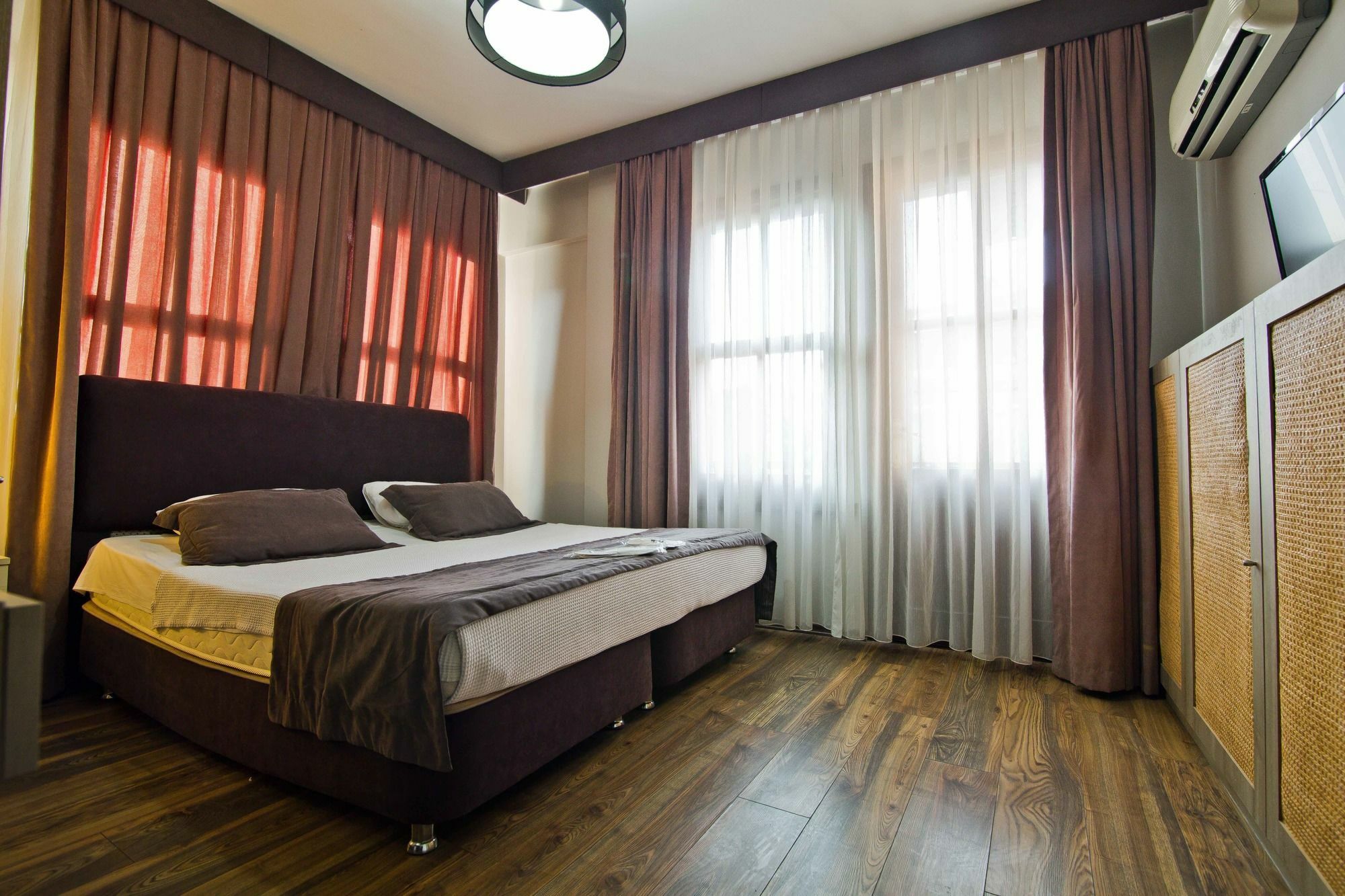 Prinkipos Hotel 4*