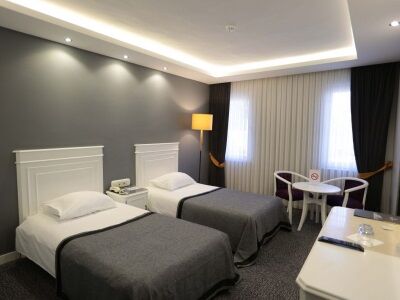 Hotel Montania Town
