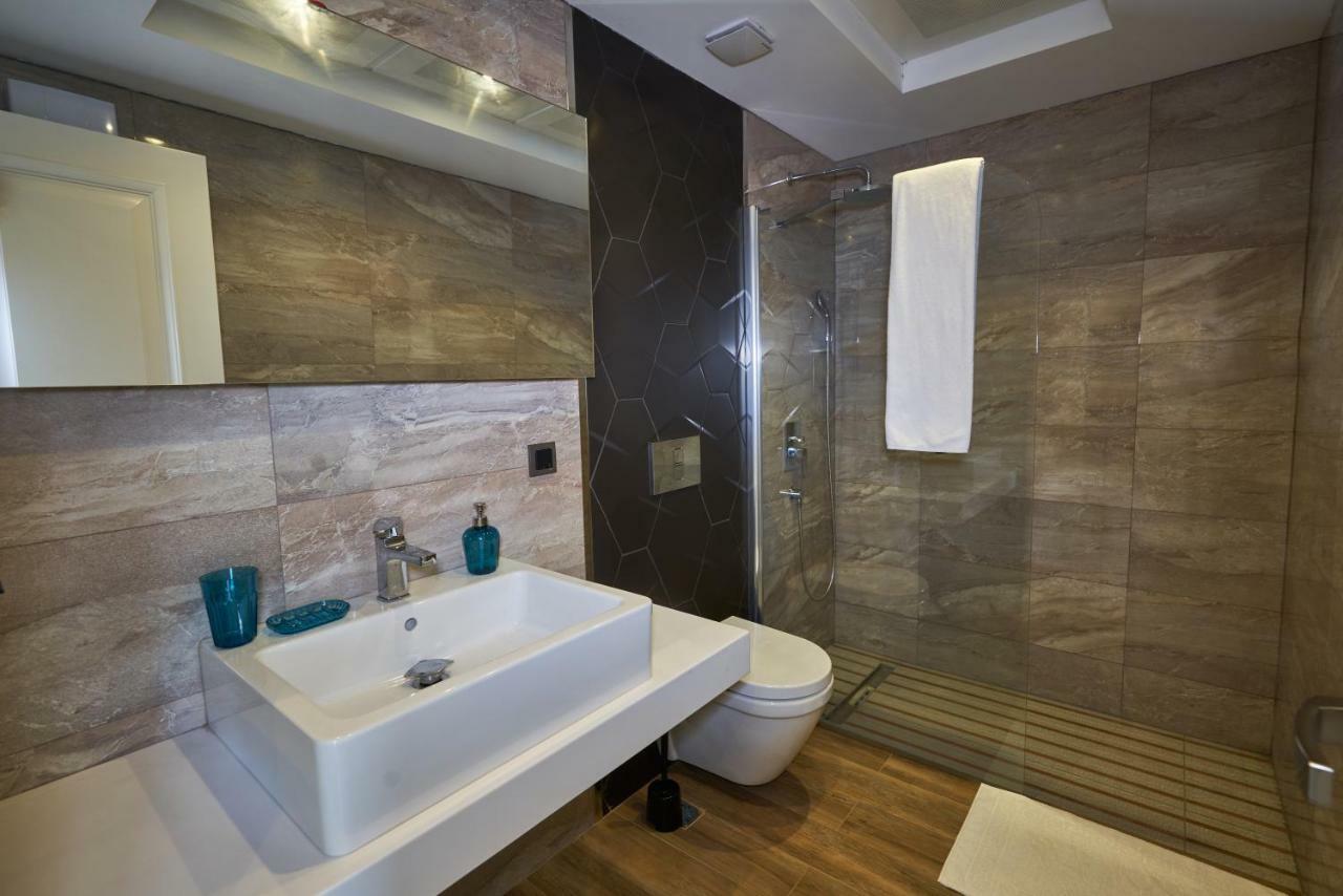 Hotel Lara Suite's