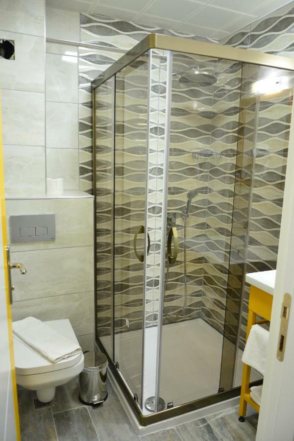 Yade Luxe 2*