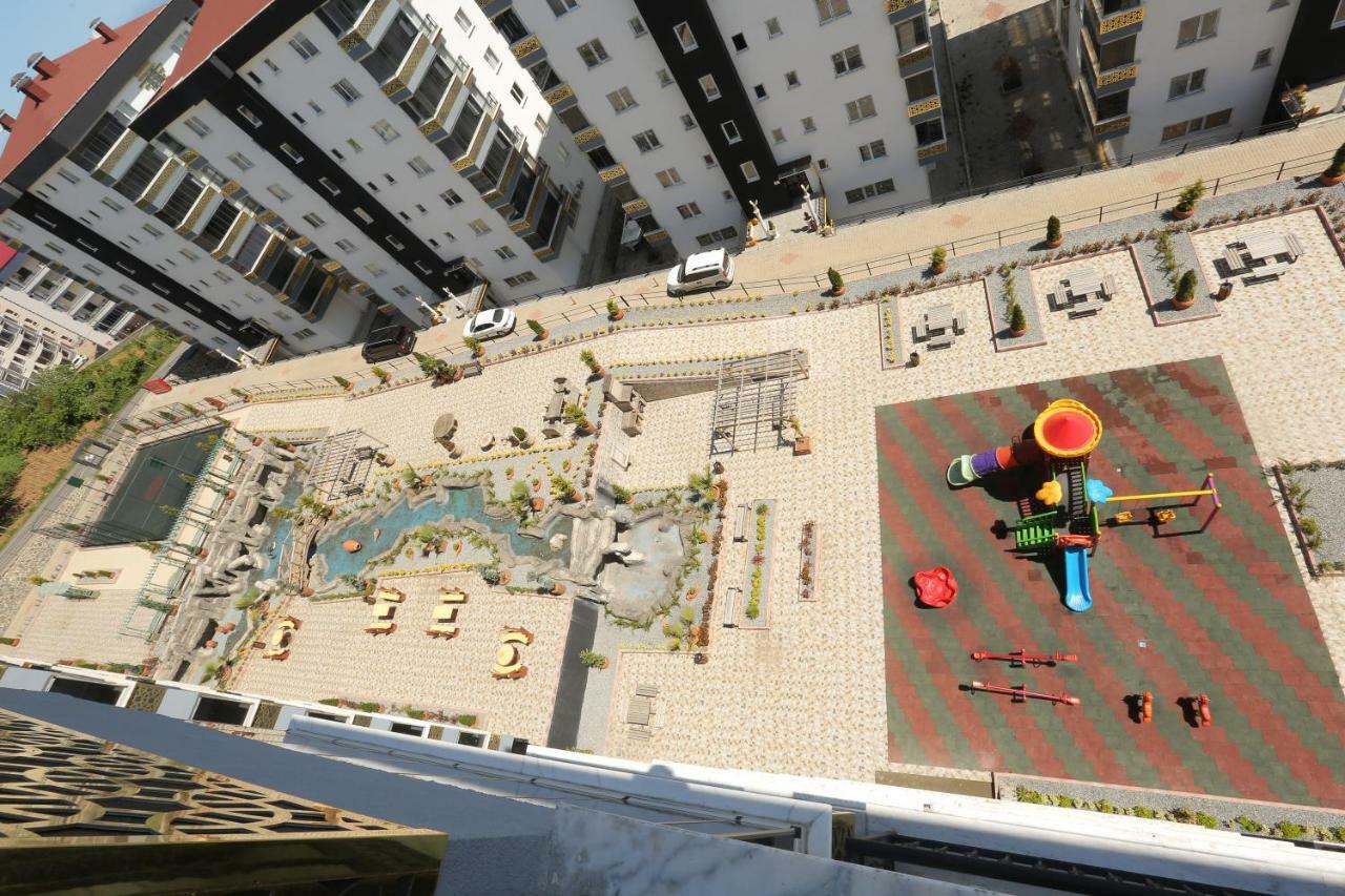Golden Star Aparthotel 3*