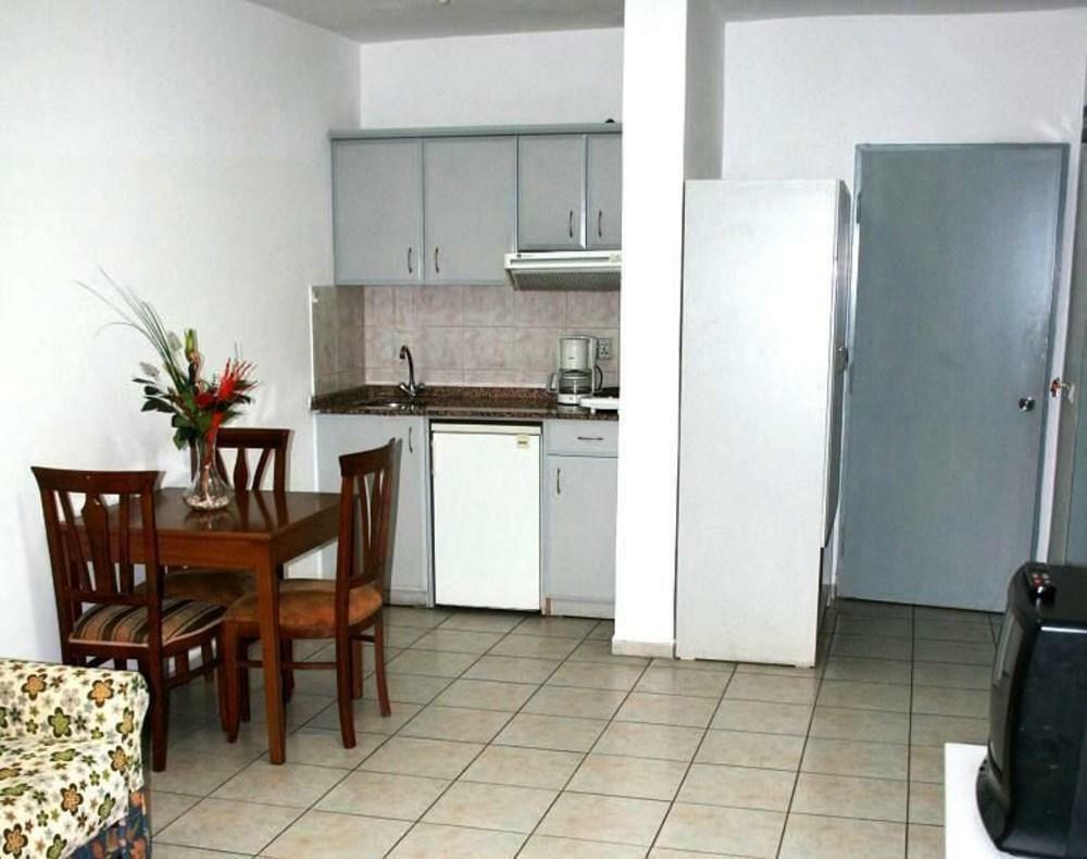 Aparthotel Kleopatra Aytur 2*