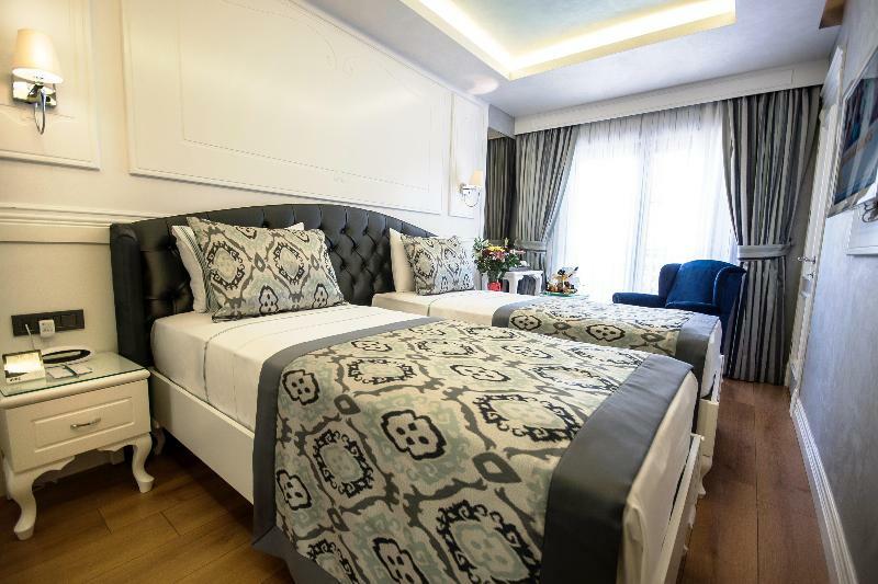 Antusa Palace & 4*