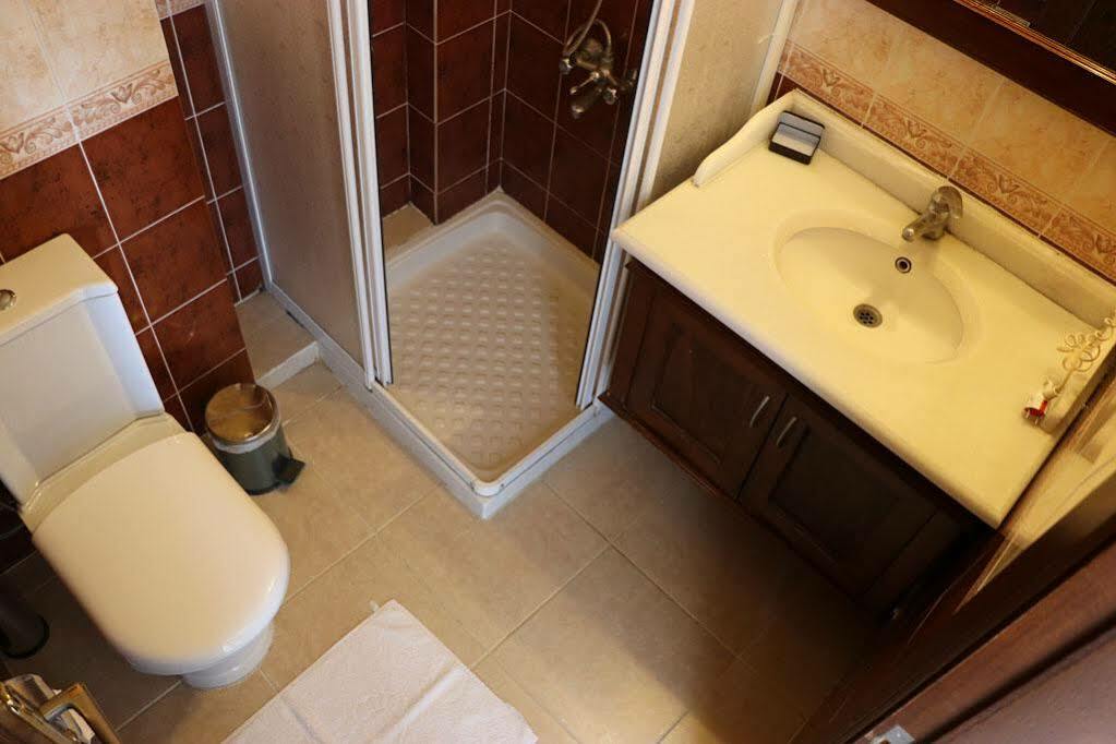 Cunda Nesos Guest house *