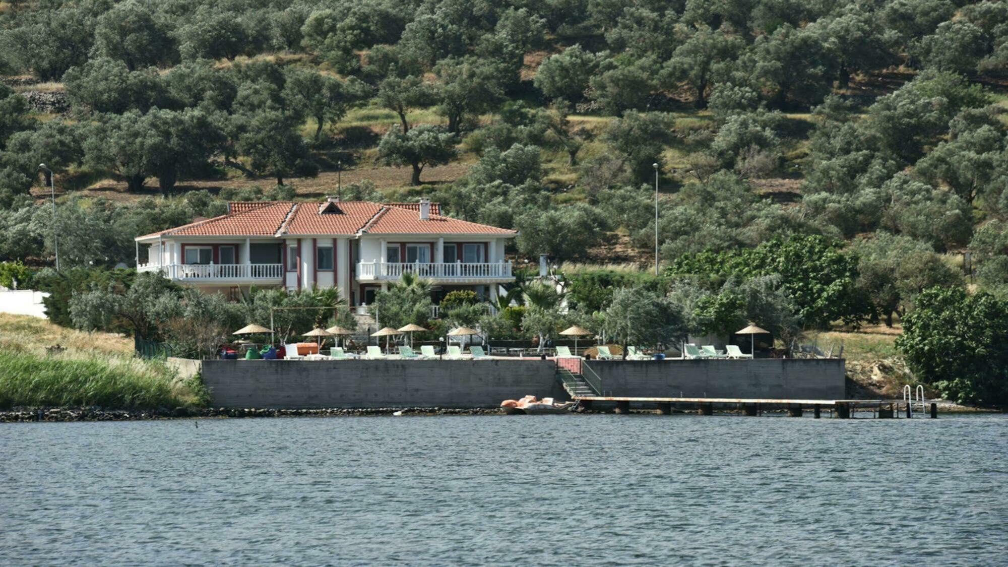 Hotel Cunda Hotel 2*
