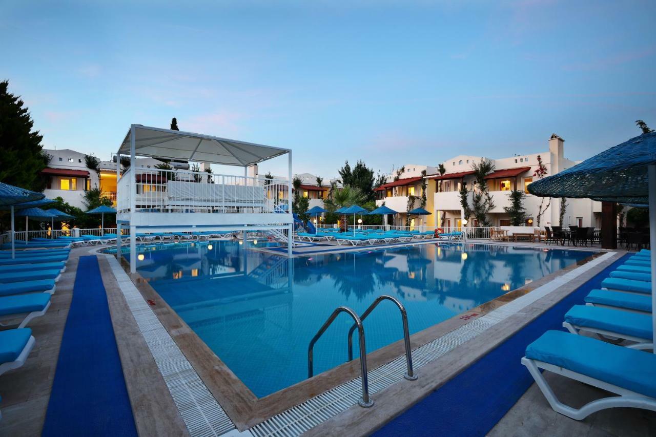 Aparthotel Summer Garden 3*