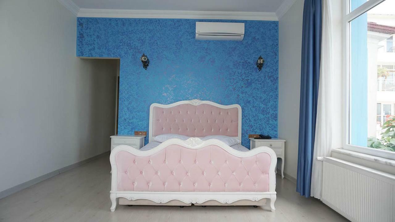 Pyrgos Hotel