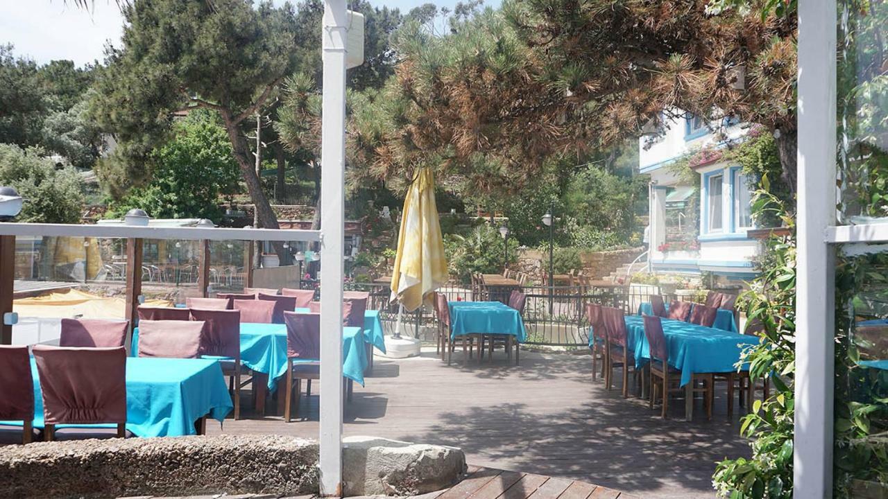 Pyrgos Hotel *