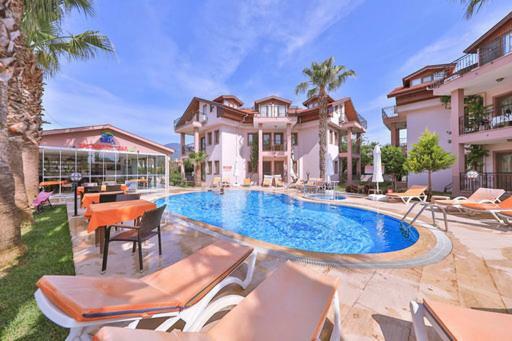 Aparthotel Minta 4*