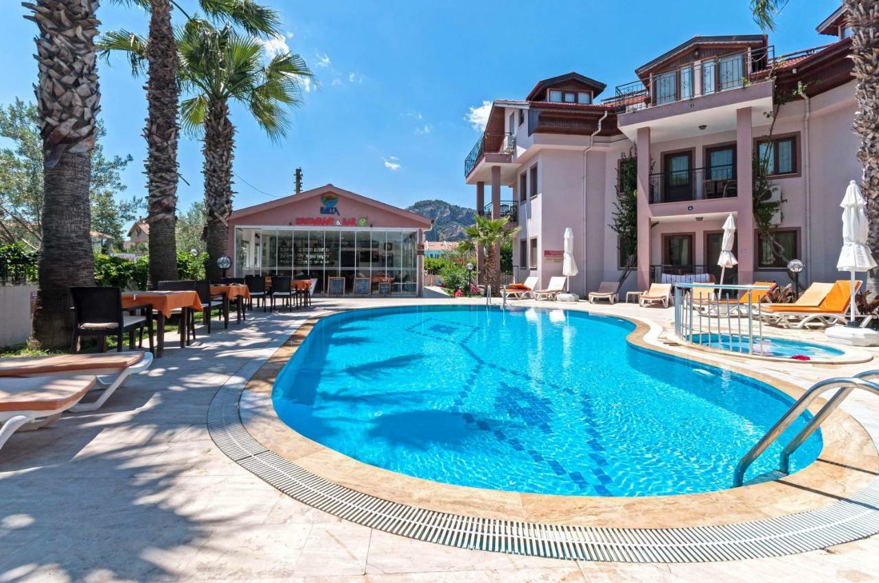 Aparthotel Minta