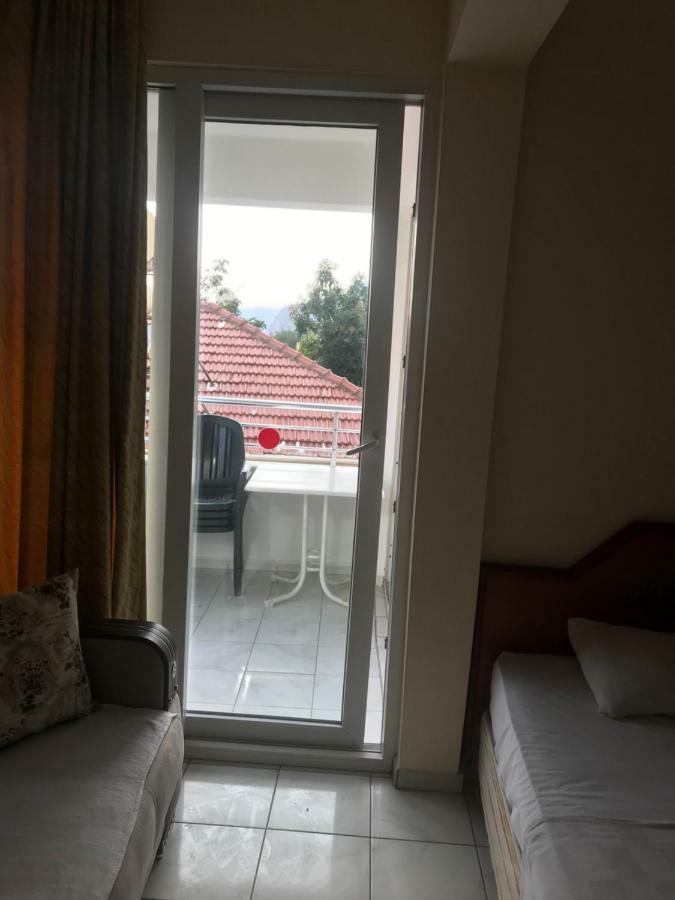 Muz Hotel
