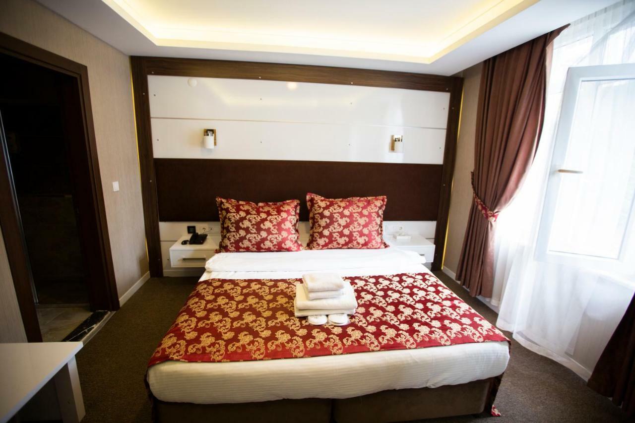 Royal Life Exclusive Hotel 4*