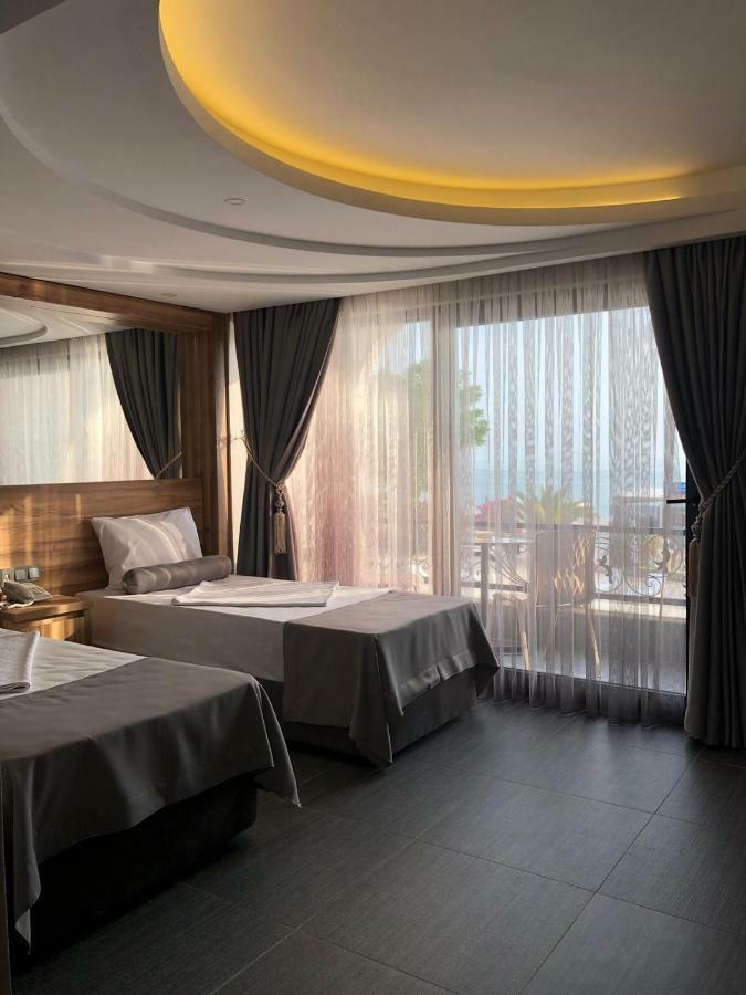 Hotel Grand Vuslat *