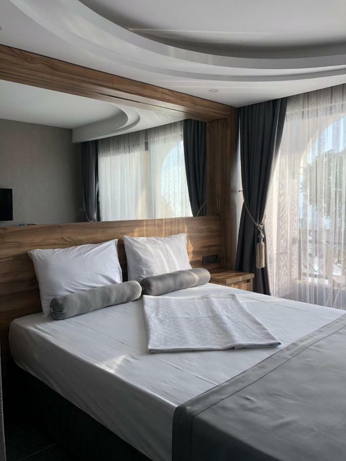Hotel Grand Vuslat *