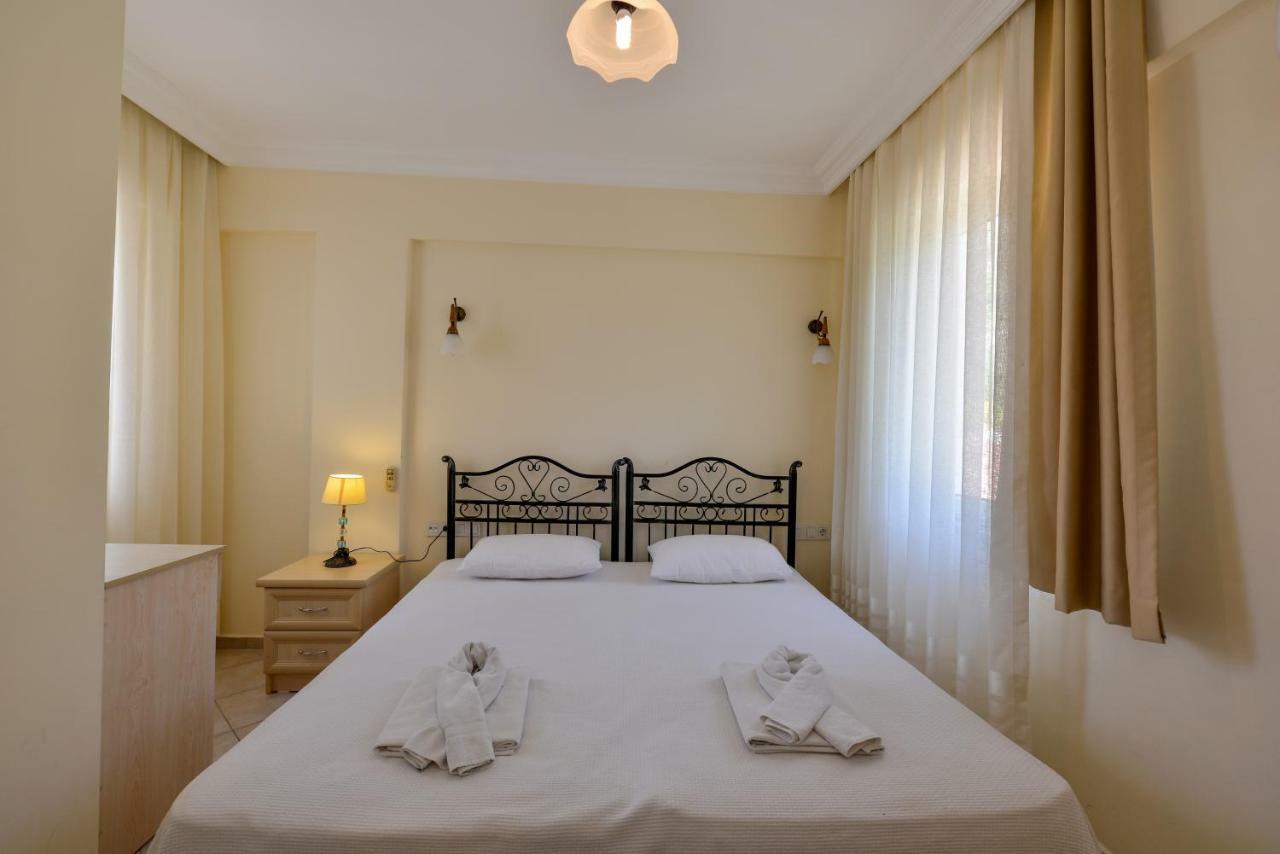 Villa Kilic- 5 Bedroom In Hisaronu *