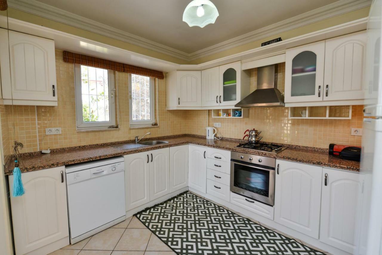 Kilic- 5 Bedroom In Hisaronu