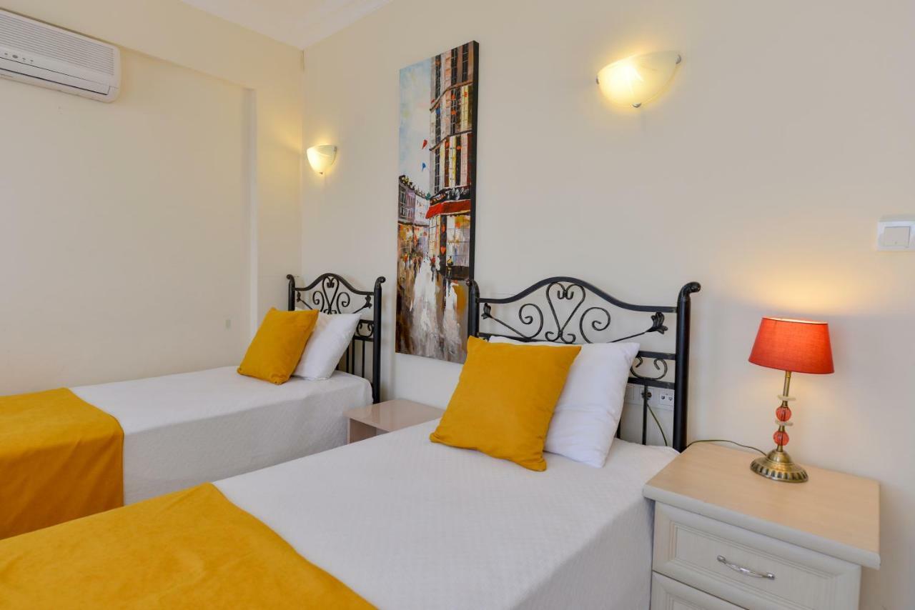Kilic- 5 Bedroom In Hisaronu *