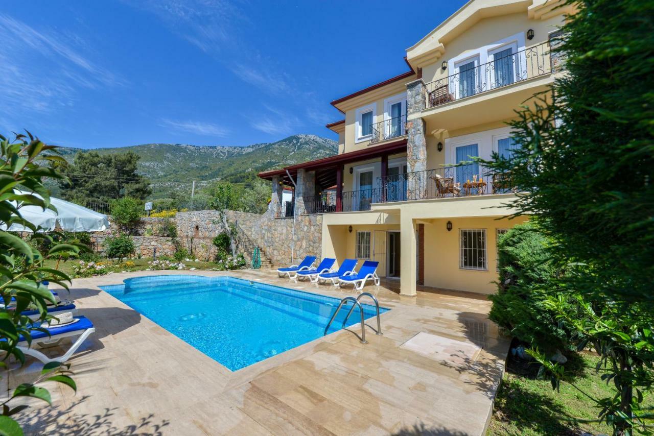 Kilic- 5 Bedroom In Hisaronu Villa *
