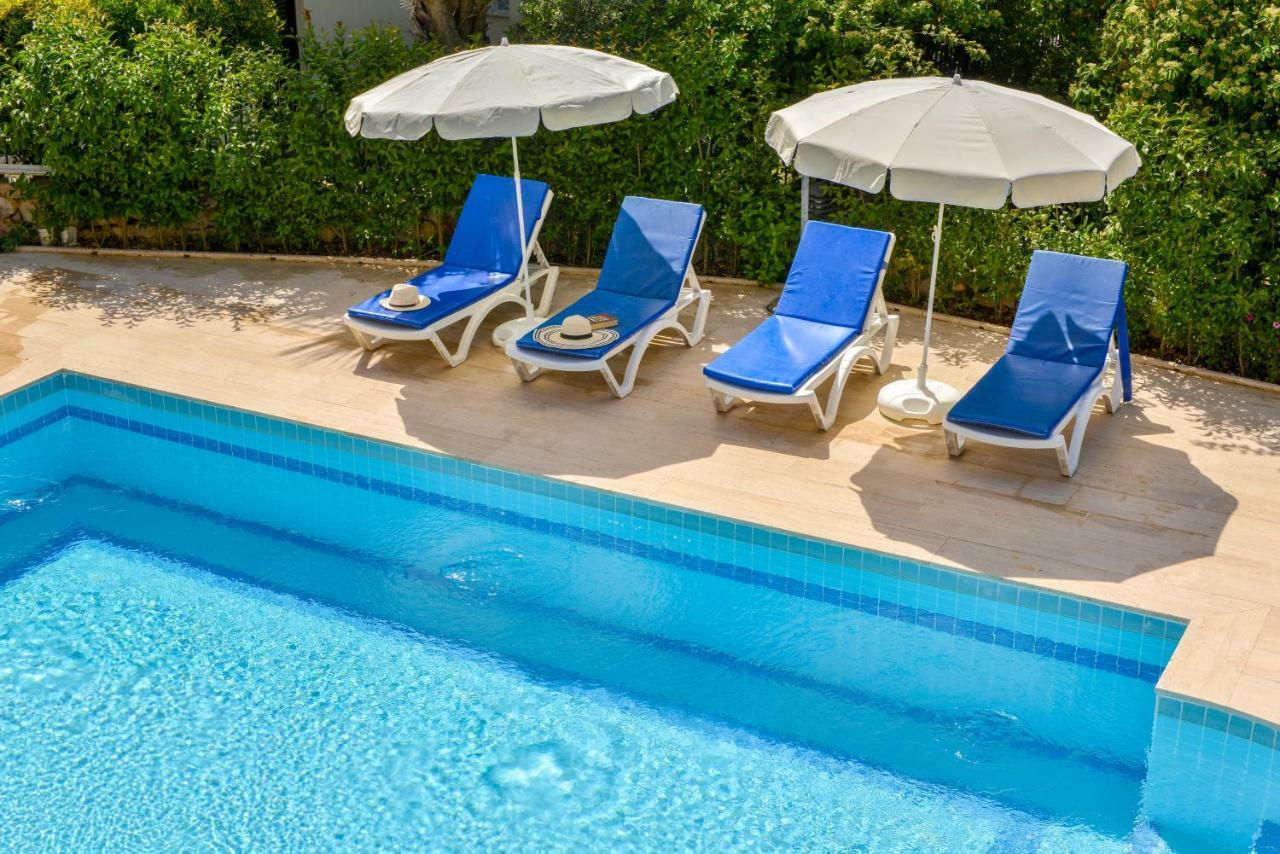 Villa Kilic- 5 Bedroom In Hisaronu