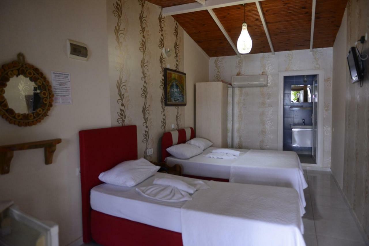 Grand Ada Hotel 3*