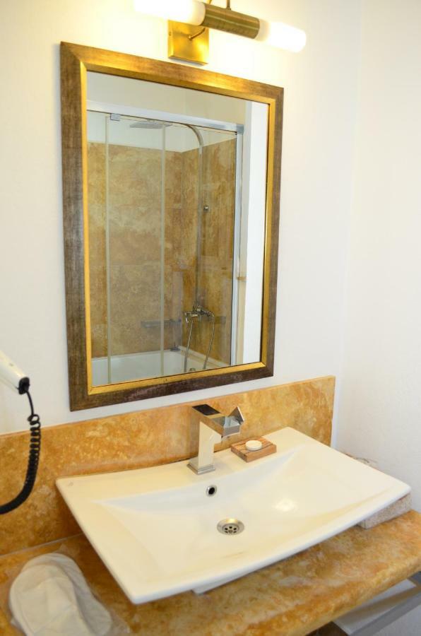 Gule Cunda Hotel