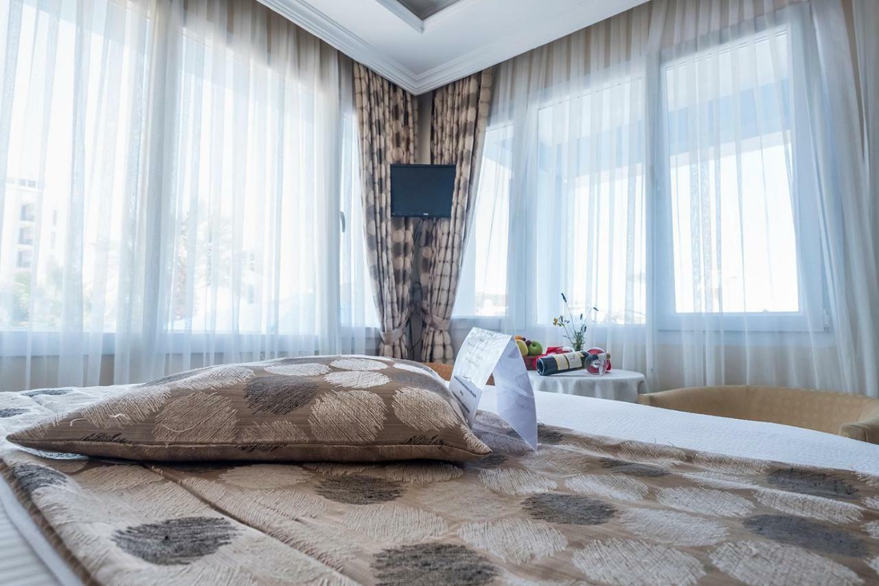 Vongole Hotel