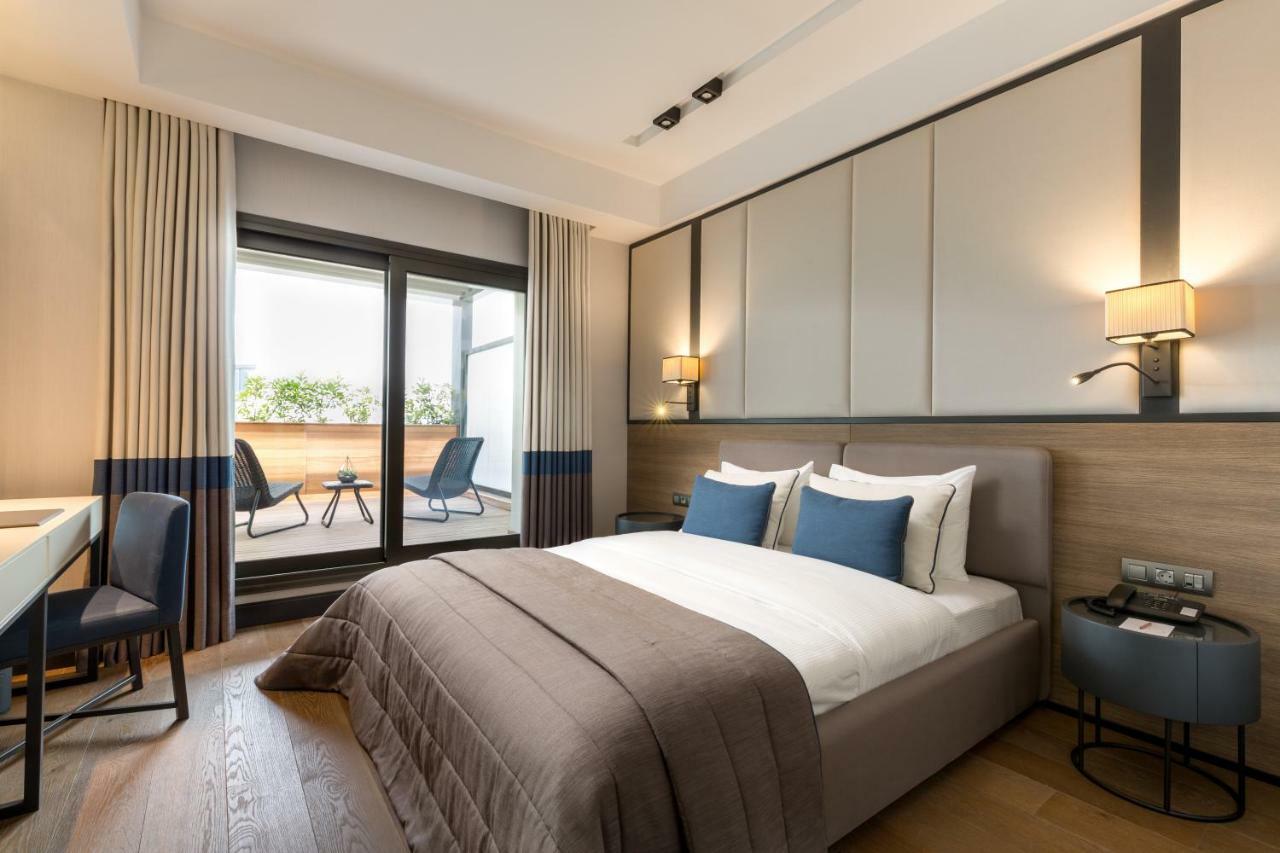The Fortyfive Business & 4*