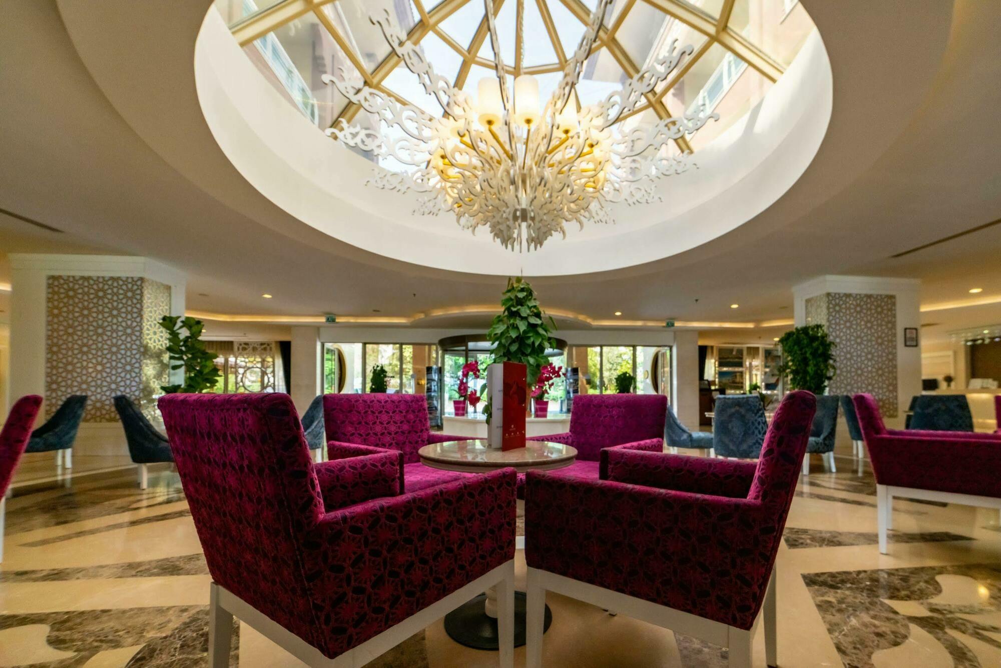 Resort Seamelia & 5*
