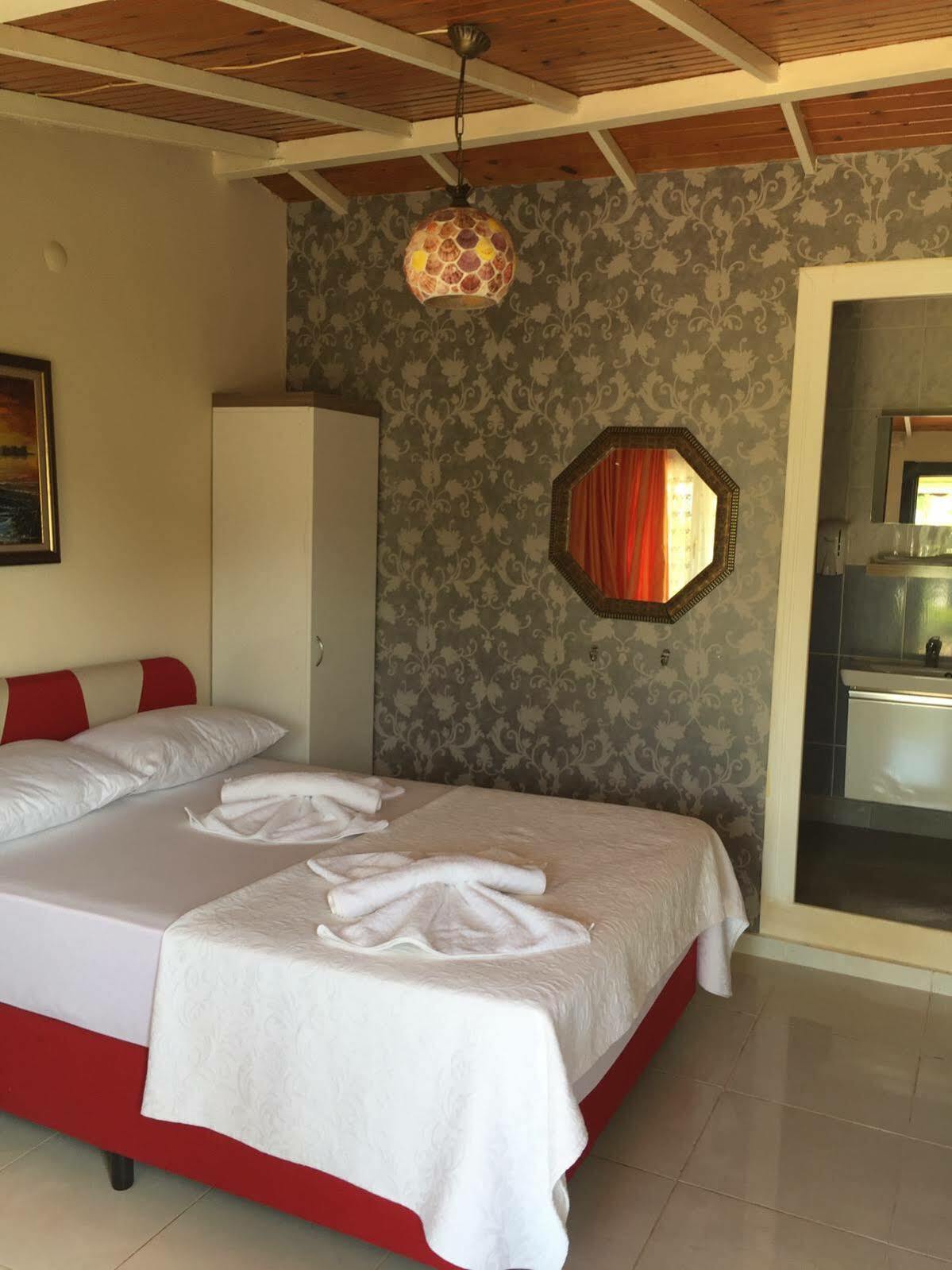 Hotel Grand Ada 3*