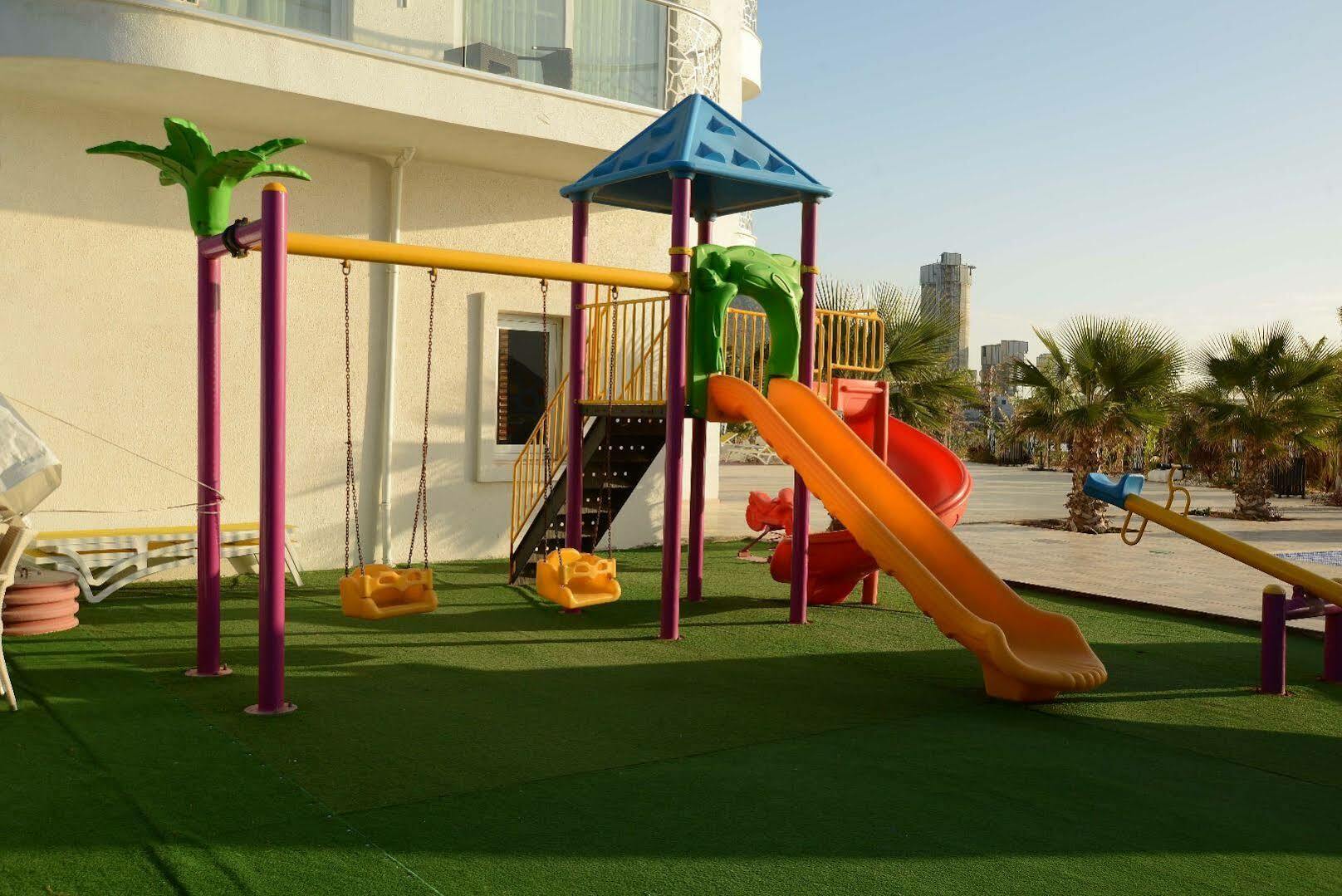 Hotel Marpessa Blue &