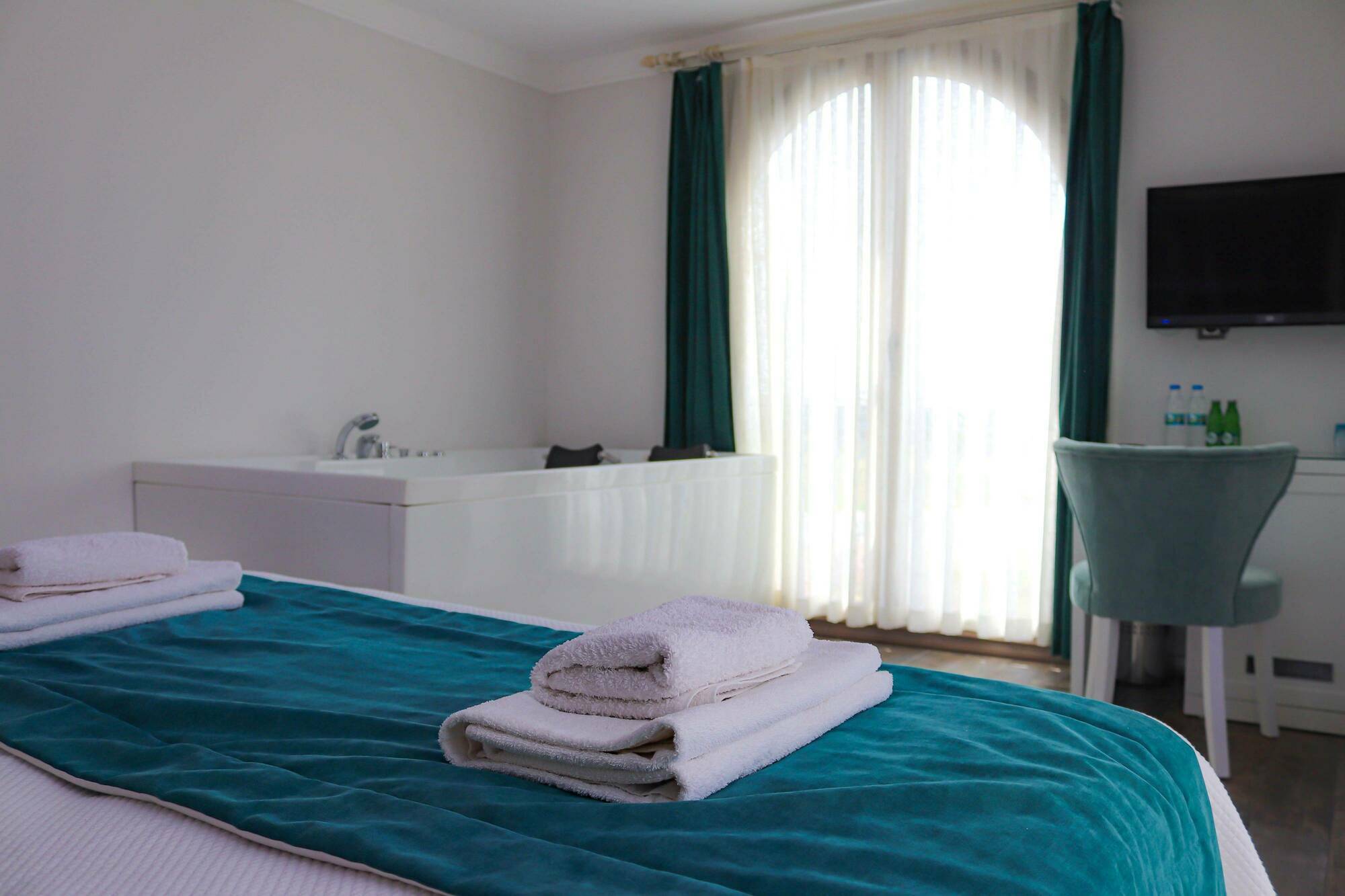 Cunda Rota Hotel 3*