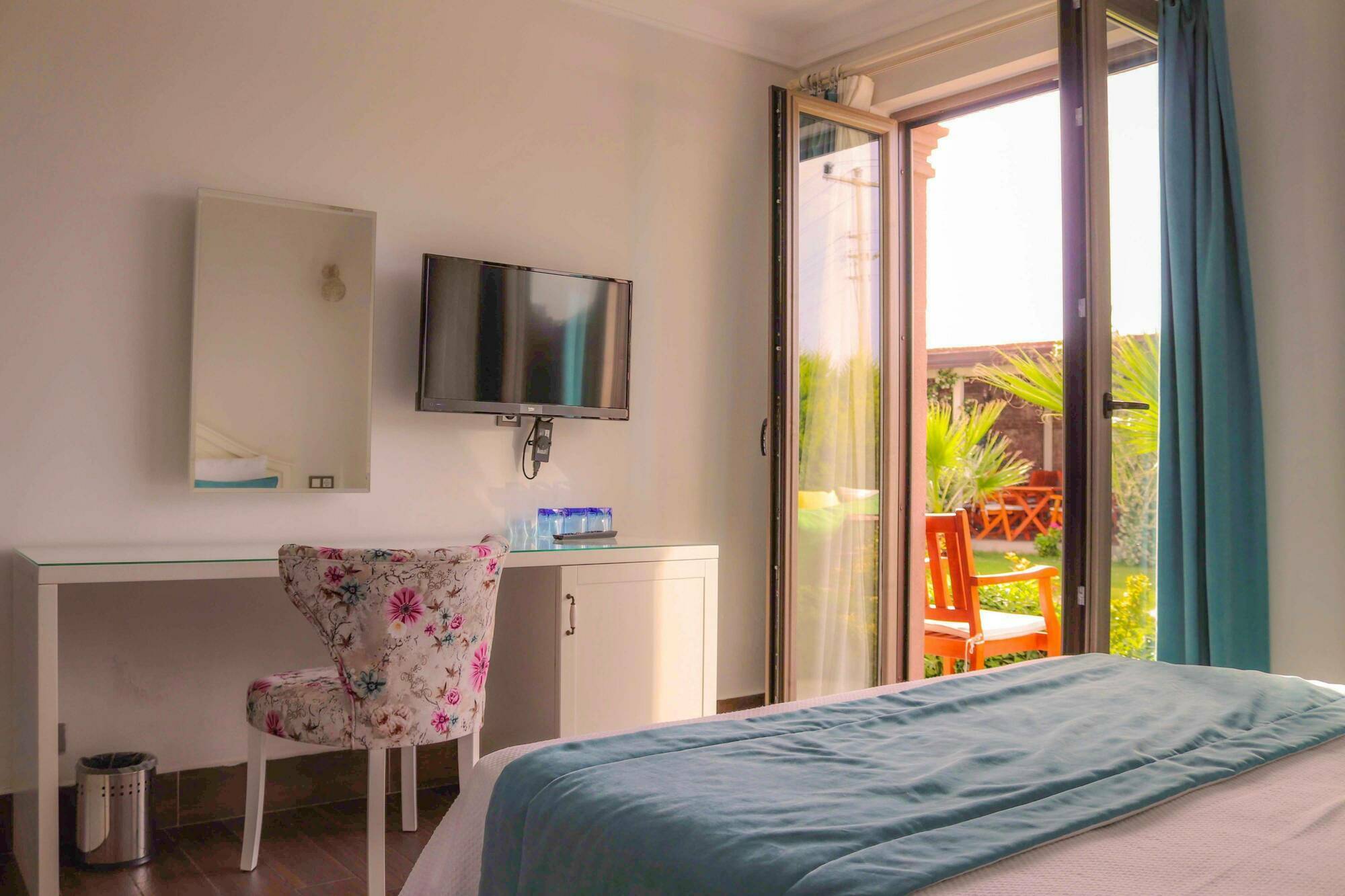 Cunda Rota Hotel