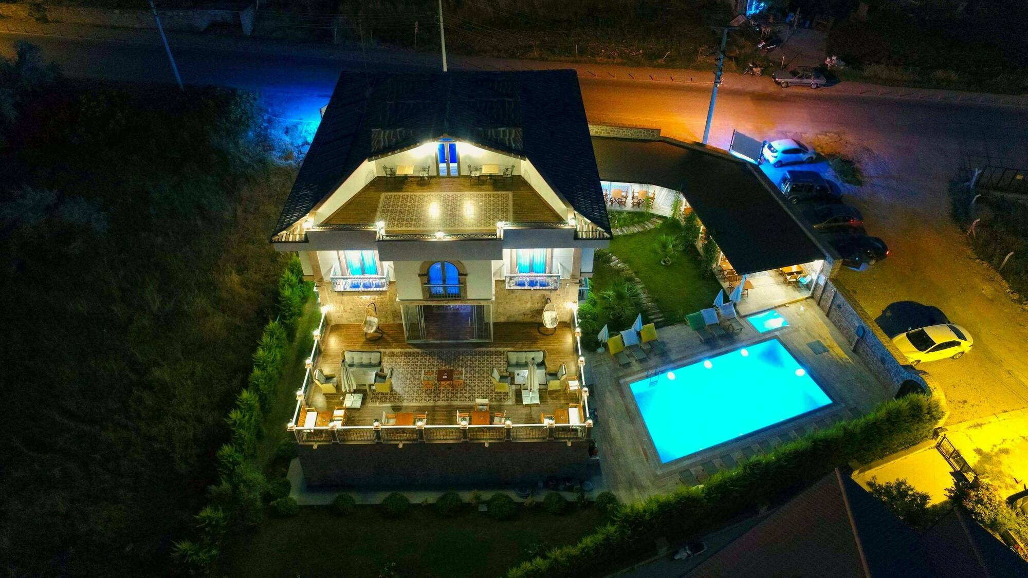 Cunda Rota 3*