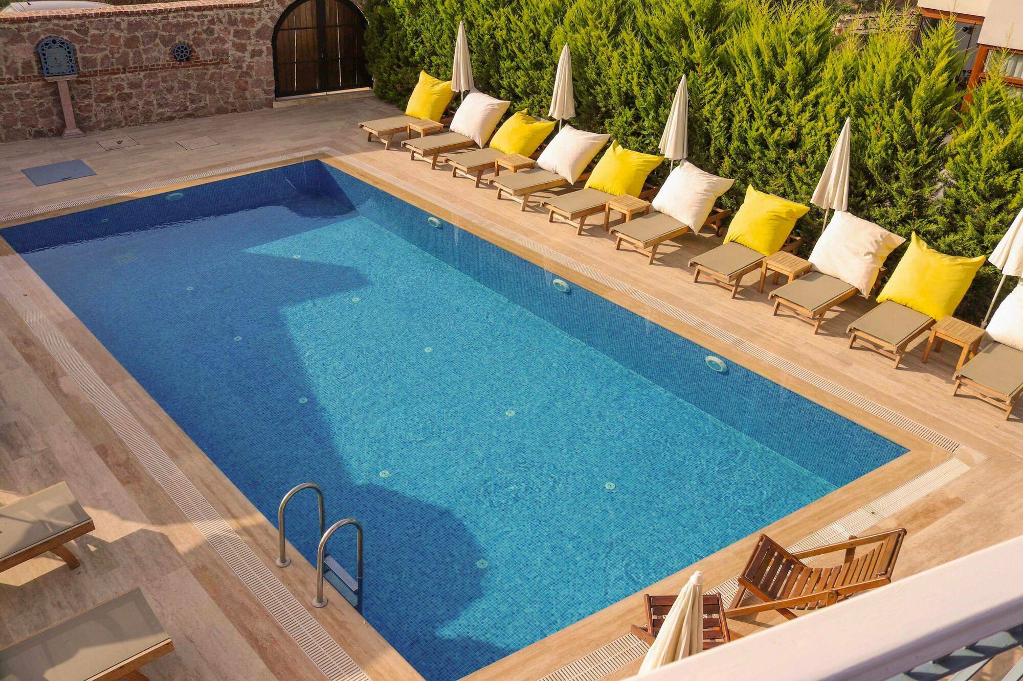 Cunda Rota Hotel 3*